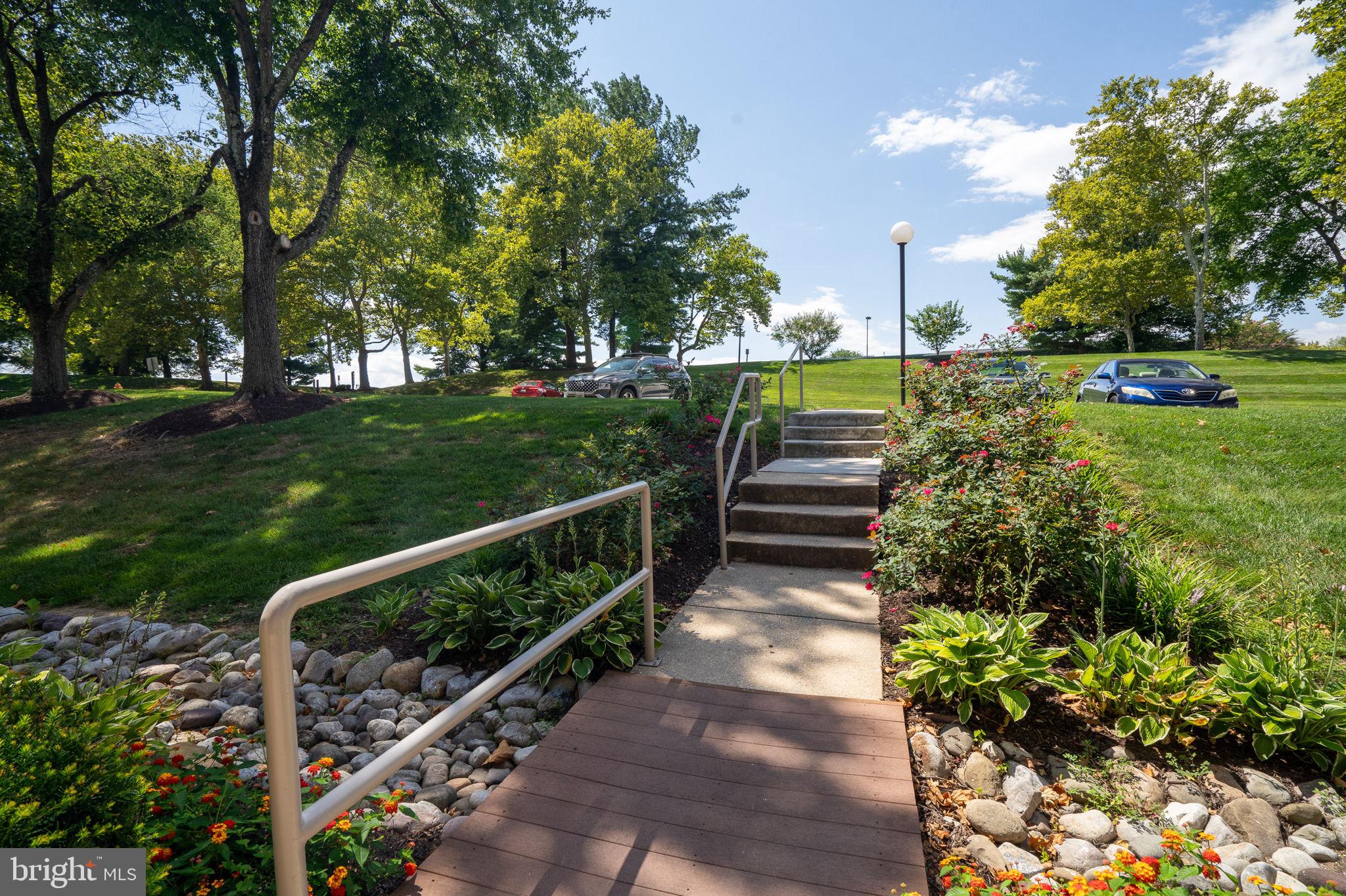 JEFFERS HILL - Residential