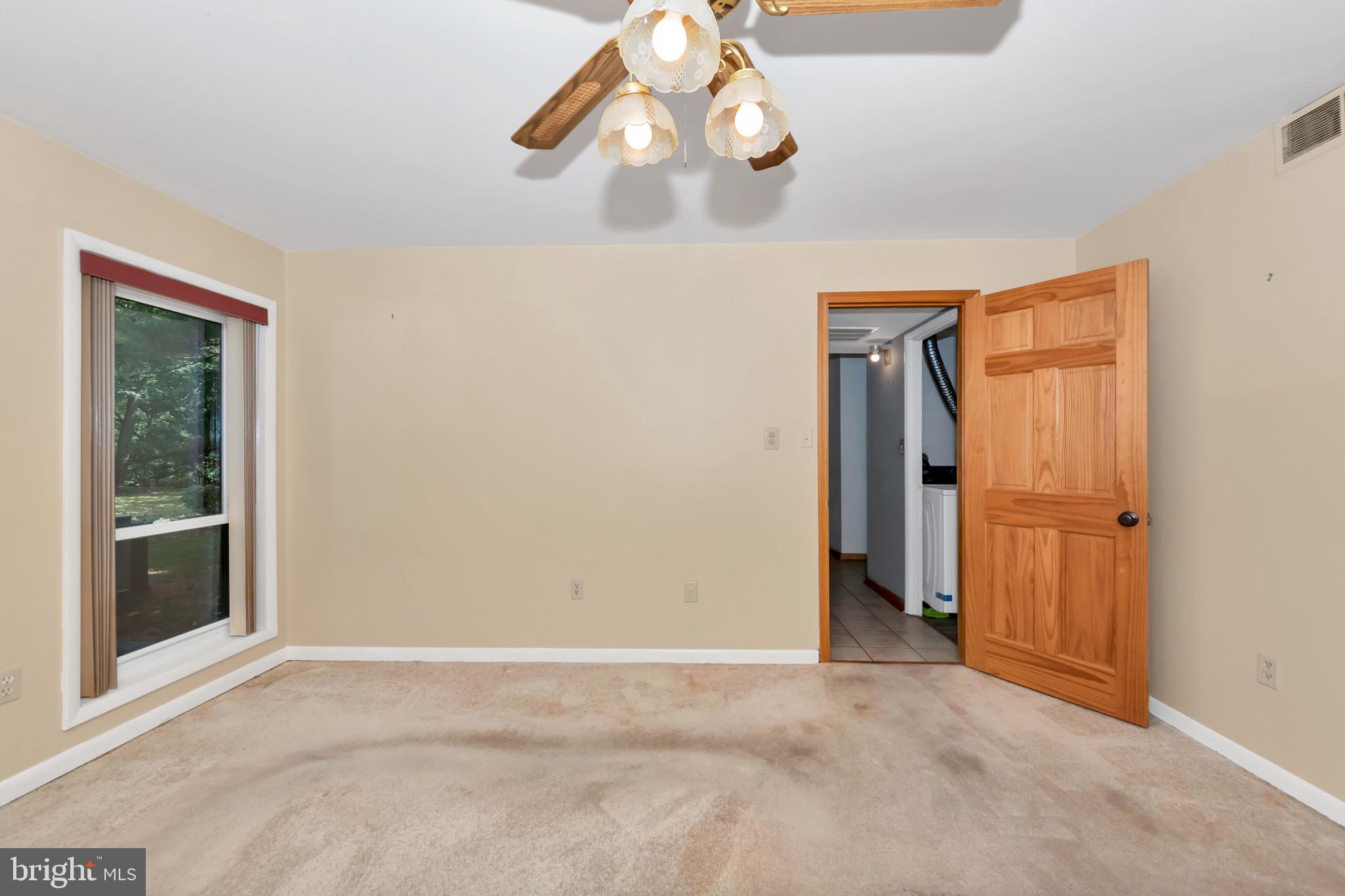 TOWN CENTER - Residential