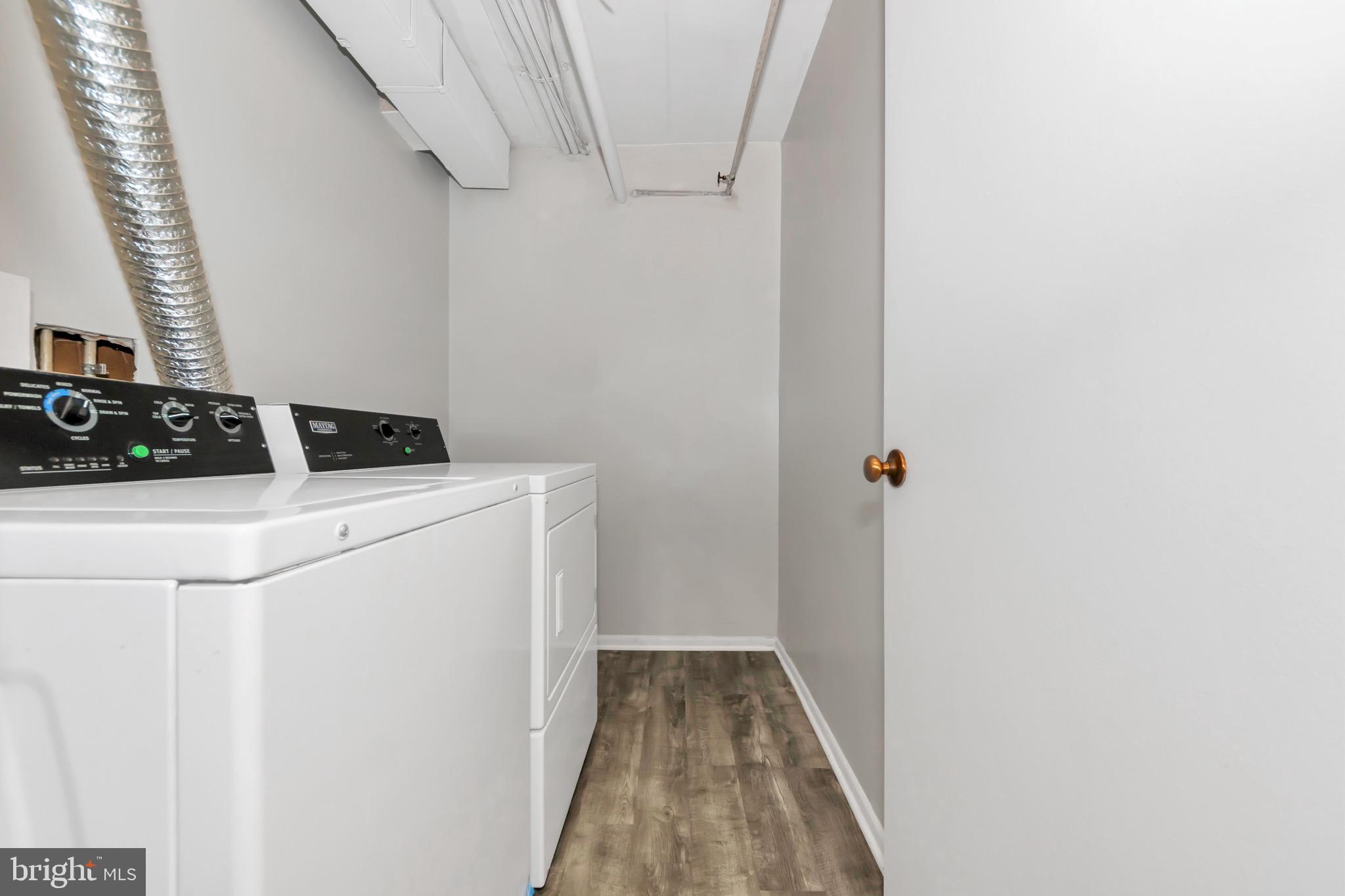 TOWN CENTER - Residential