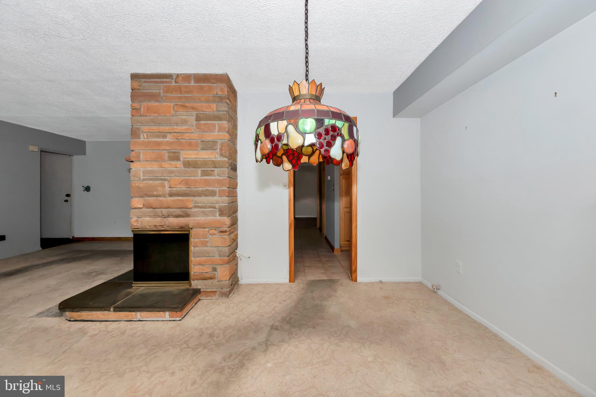 TOWN CENTER - Residential