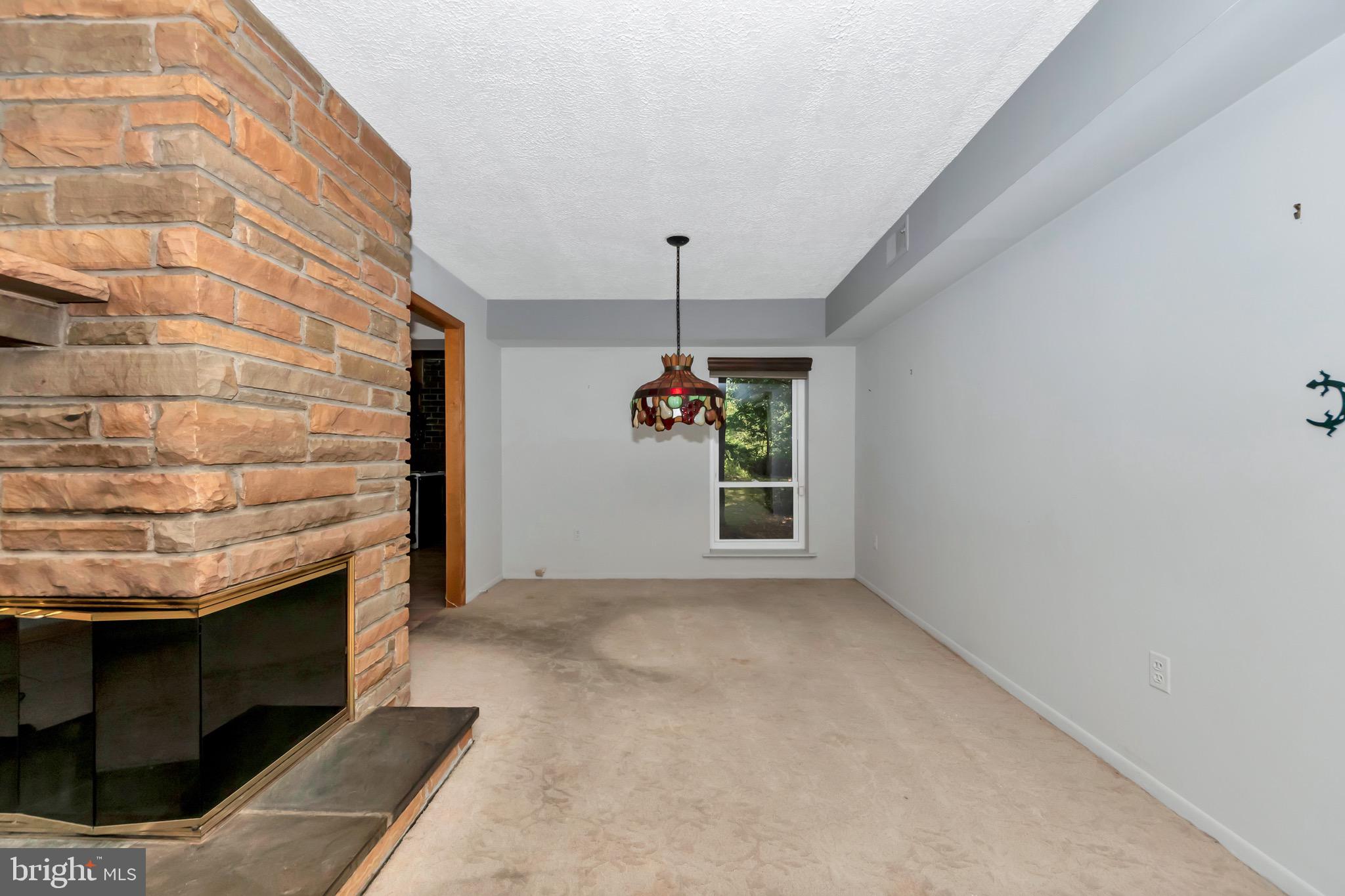 TOWN CENTER - Residential