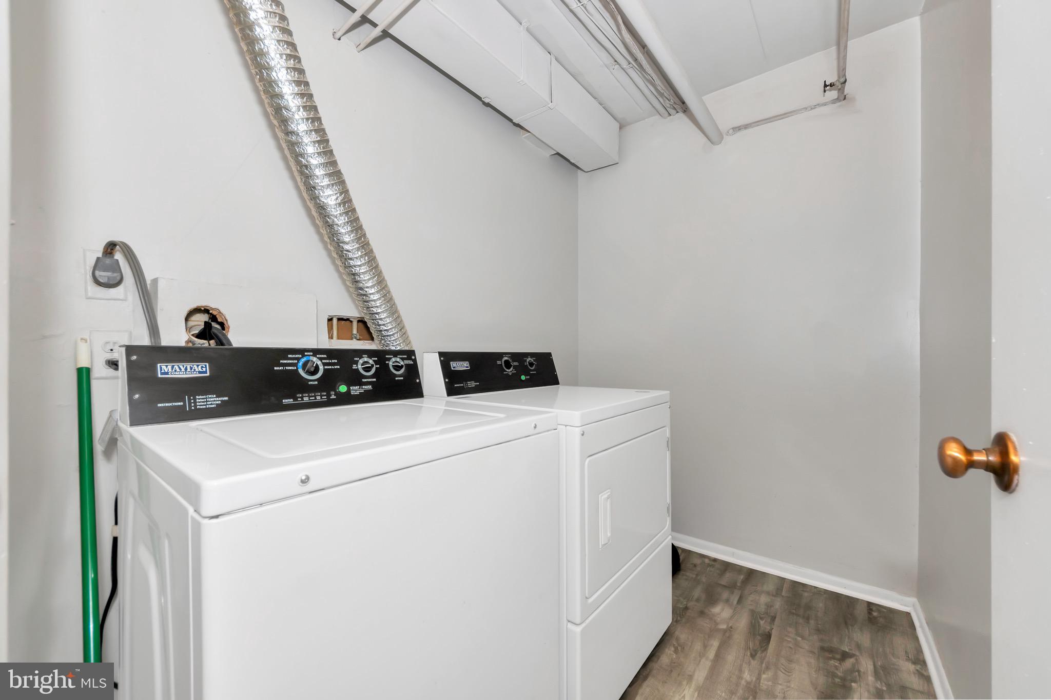 TOWN CENTER - Residential