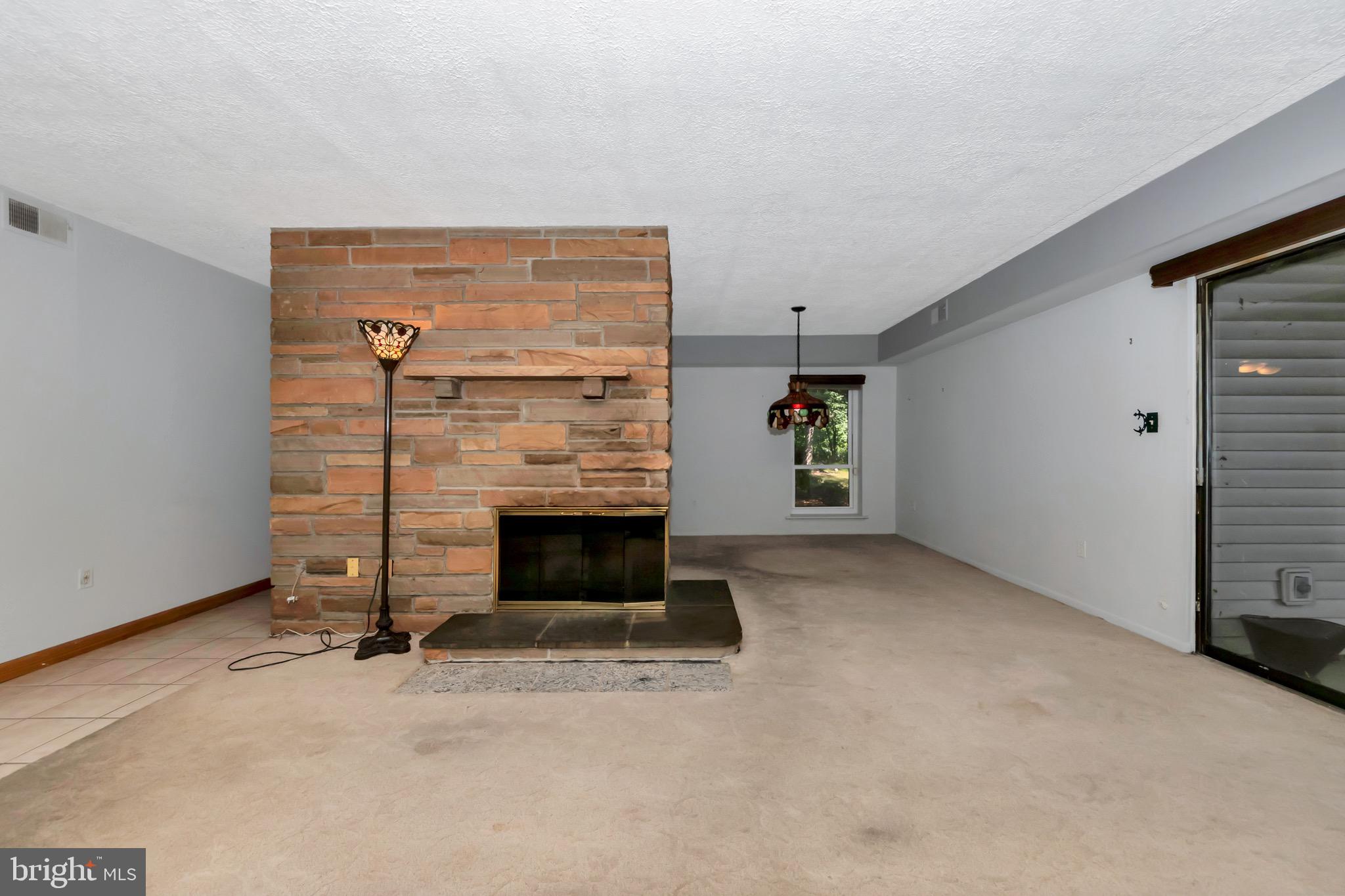 TOWN CENTER - Residential