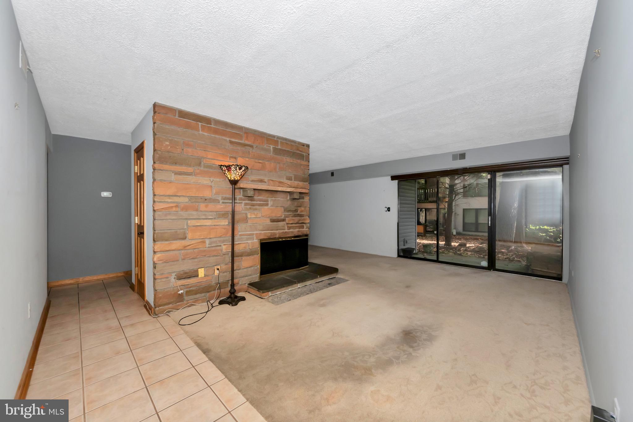 TOWN CENTER - Residential