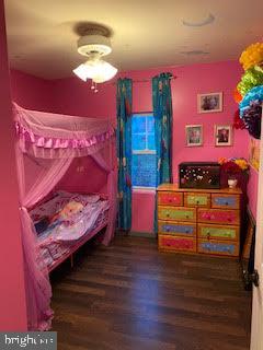 SWEET ARROW LAKE - Residential