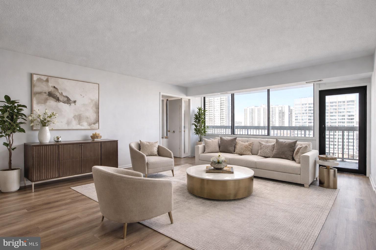 SKYLINE TOWERS - Residential