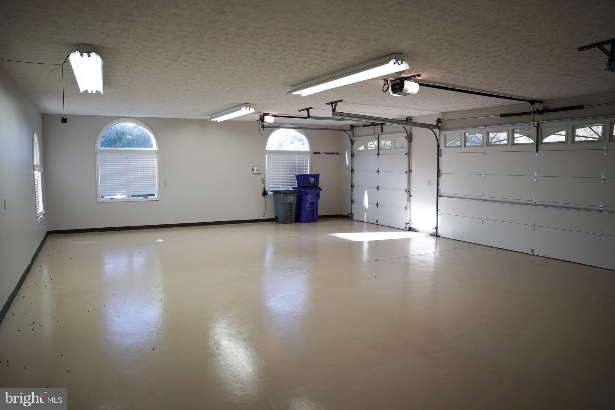 WILLOW HIGHLANDS - Residential Lease