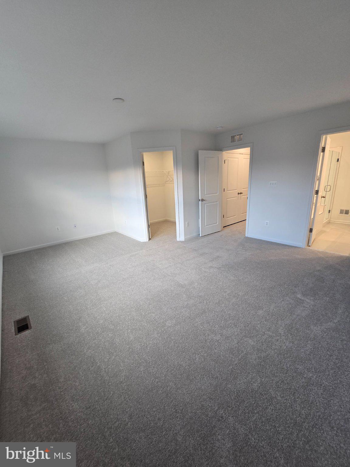 MARTINSBURG STATION - Residential Lease