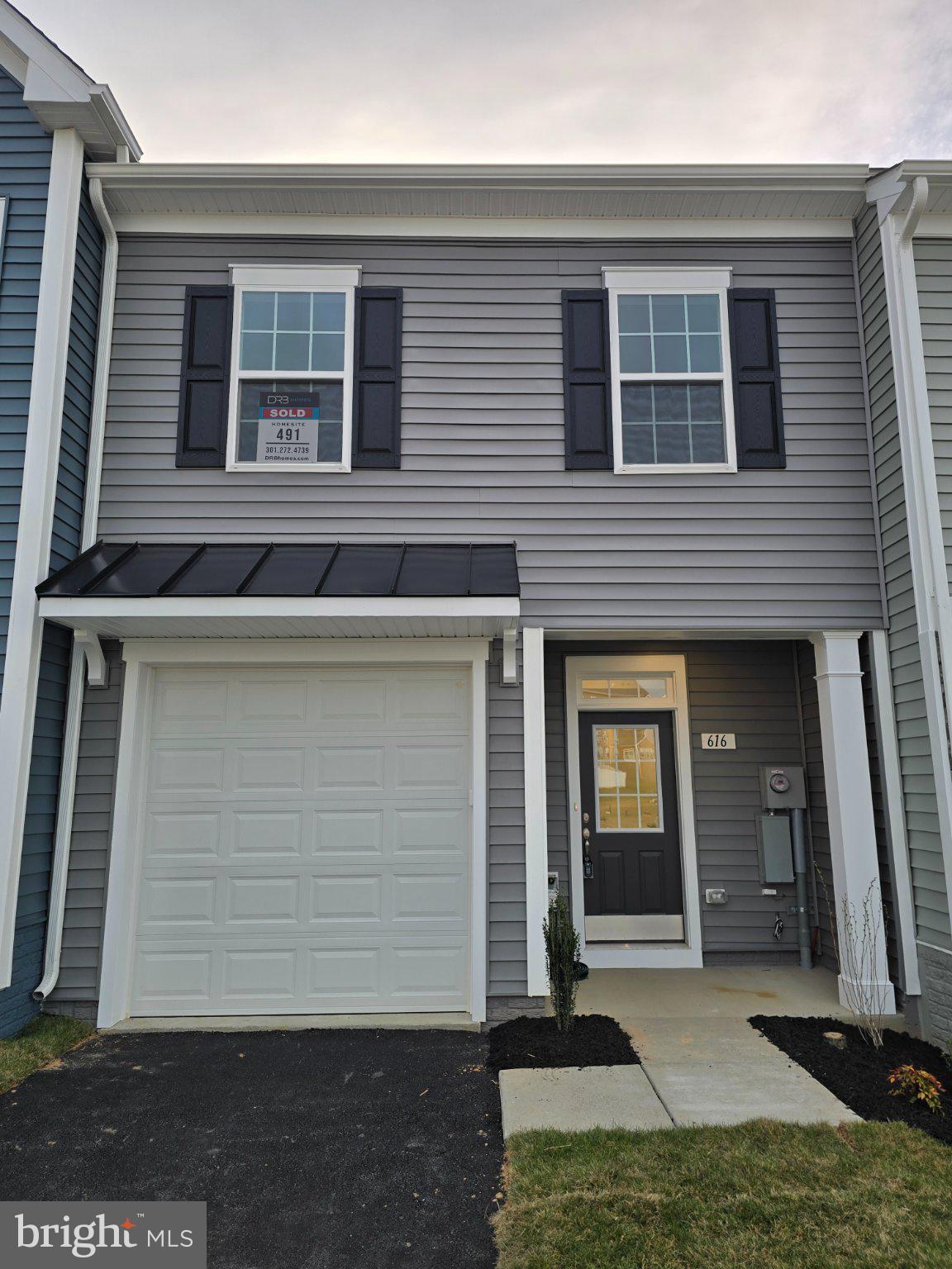 MARTINSBURG STATION - Residential Lease