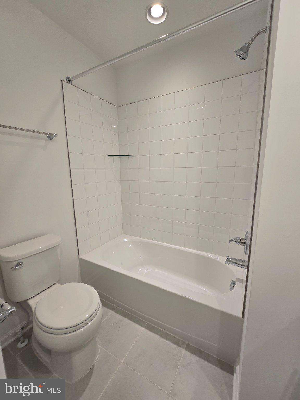 MARTINSBURG STATION - Residential Lease