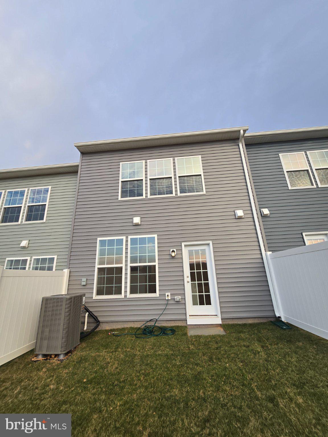 MARTINSBURG STATION - Residential Lease