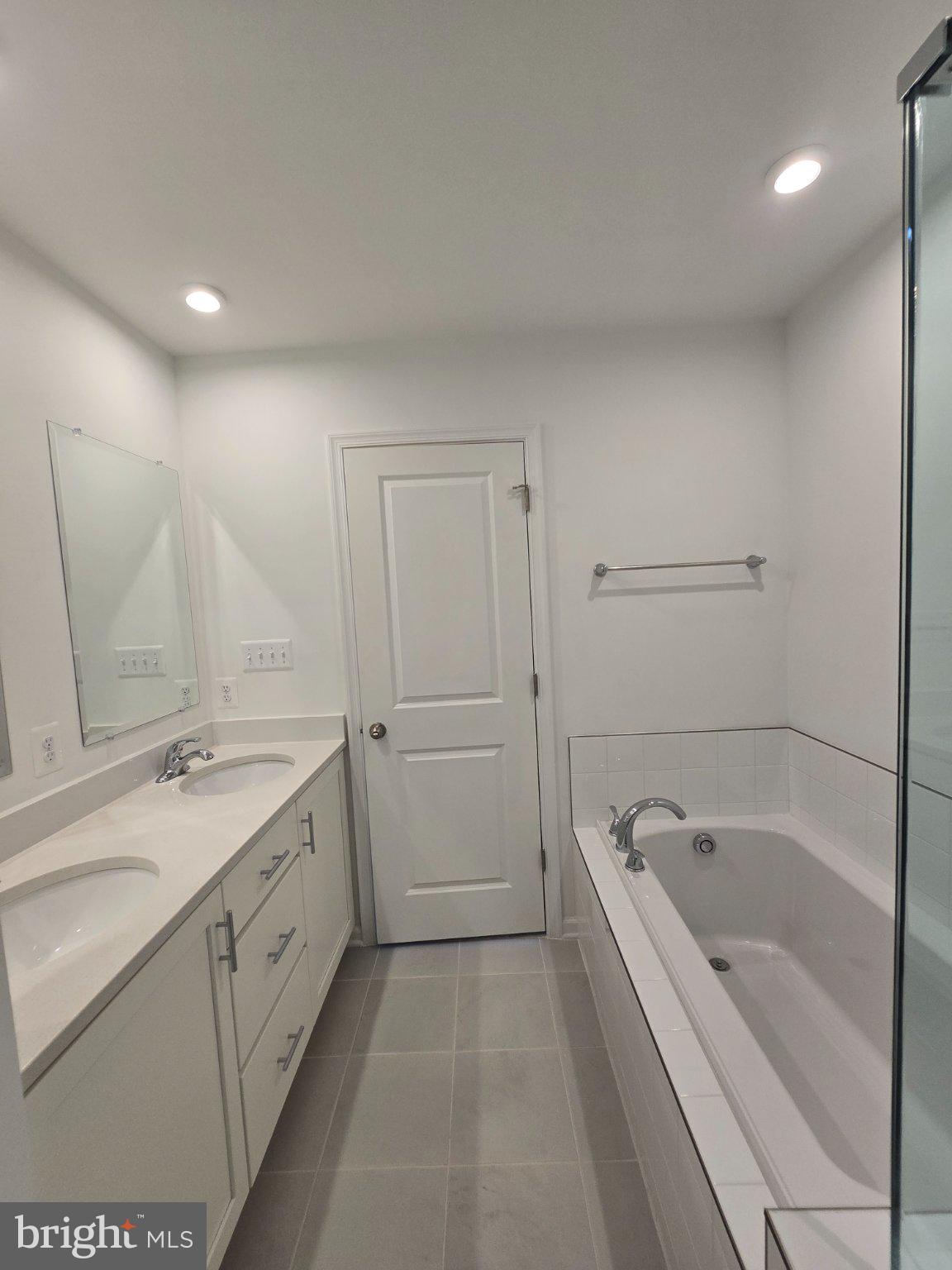 MARTINSBURG STATION - Residential Lease