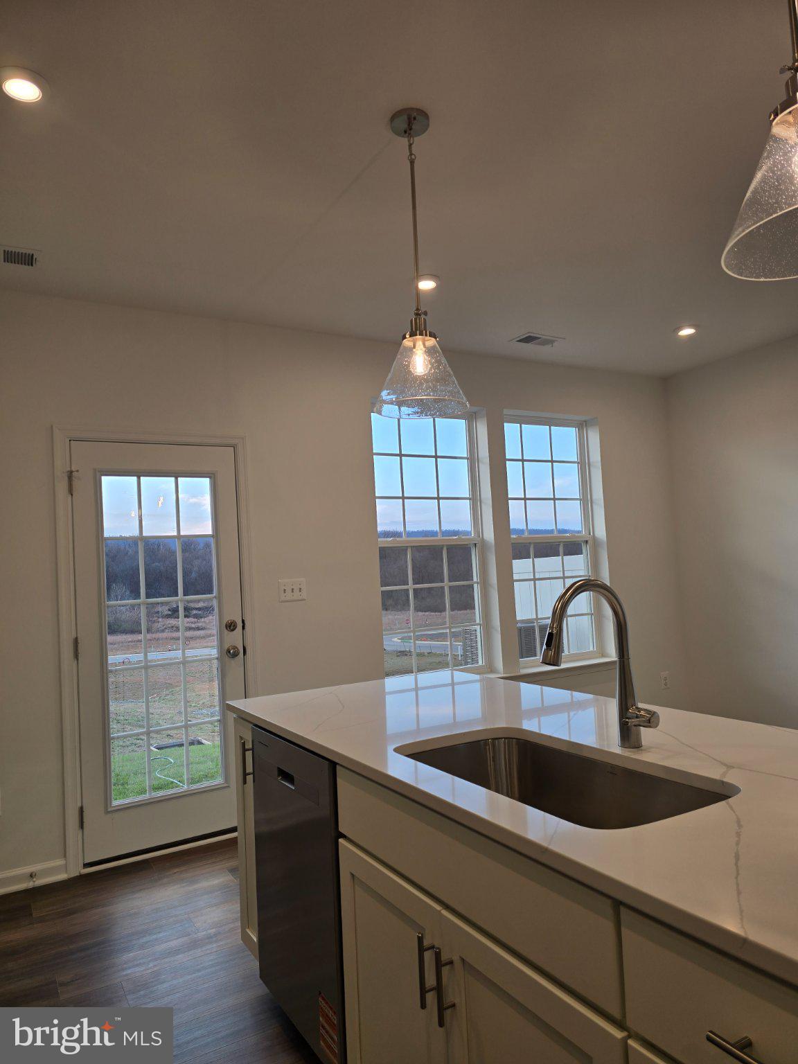 MARTINSBURG STATION - Residential Lease