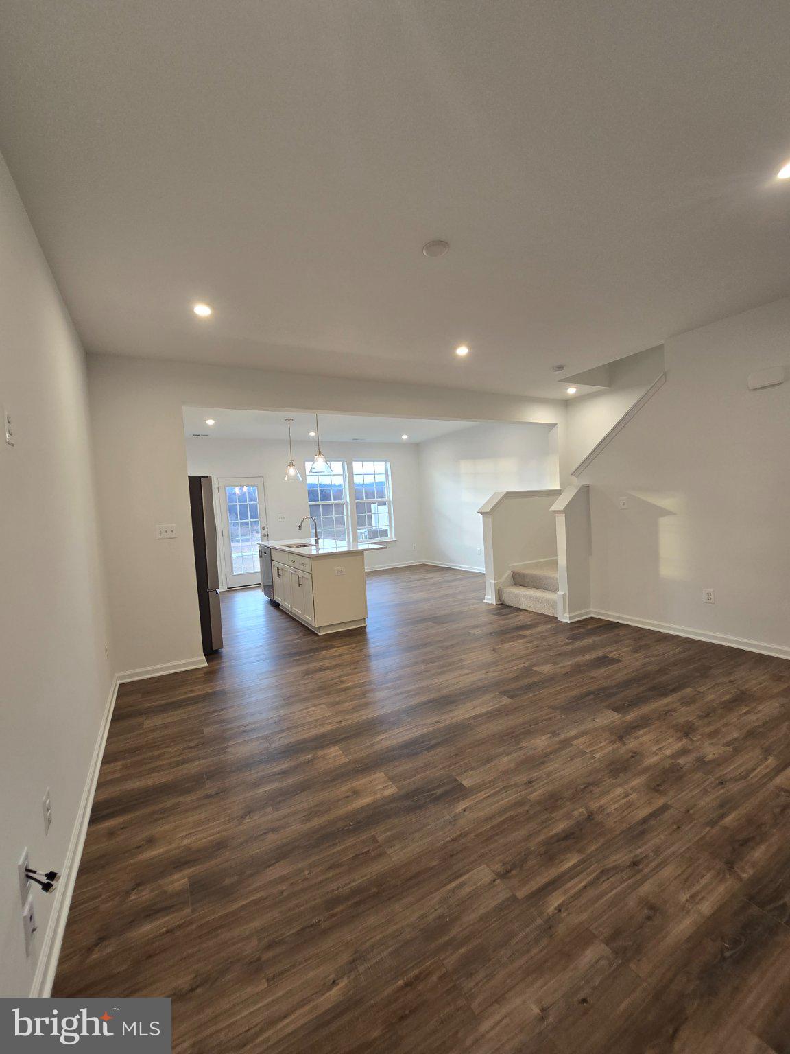 MARTINSBURG STATION - Residential Lease