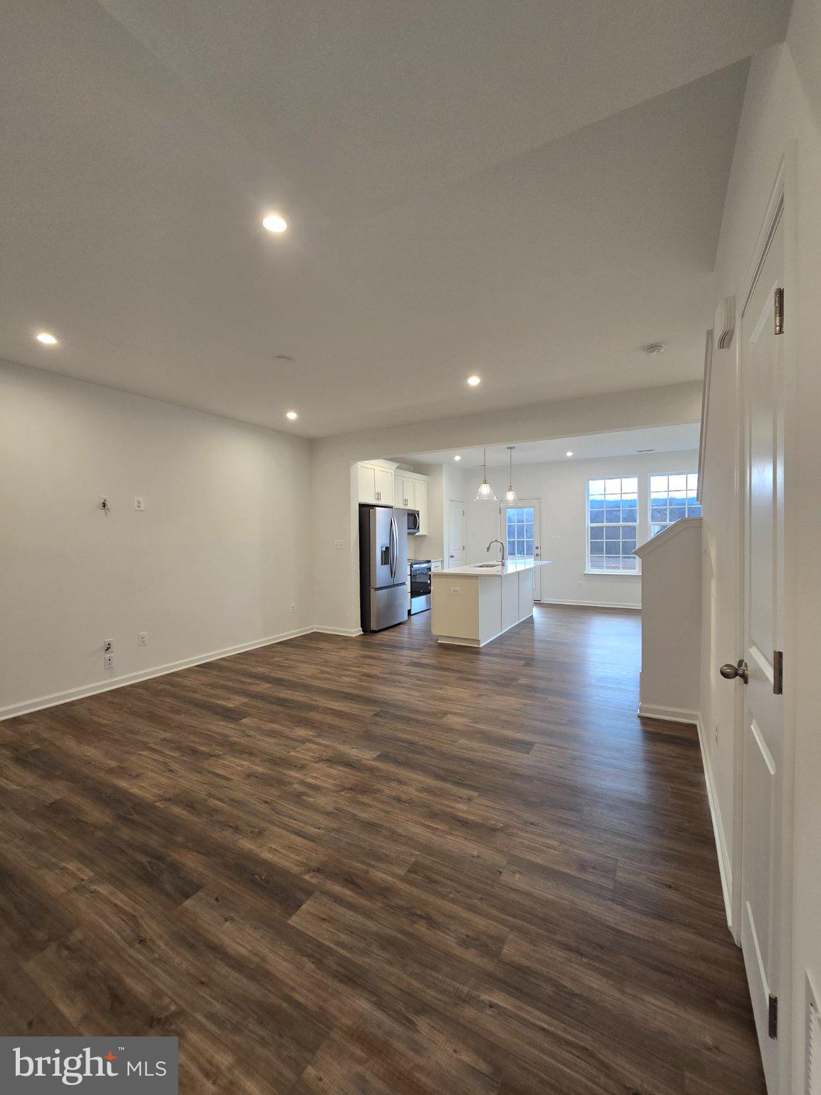 MARTINSBURG STATION - Residential Lease