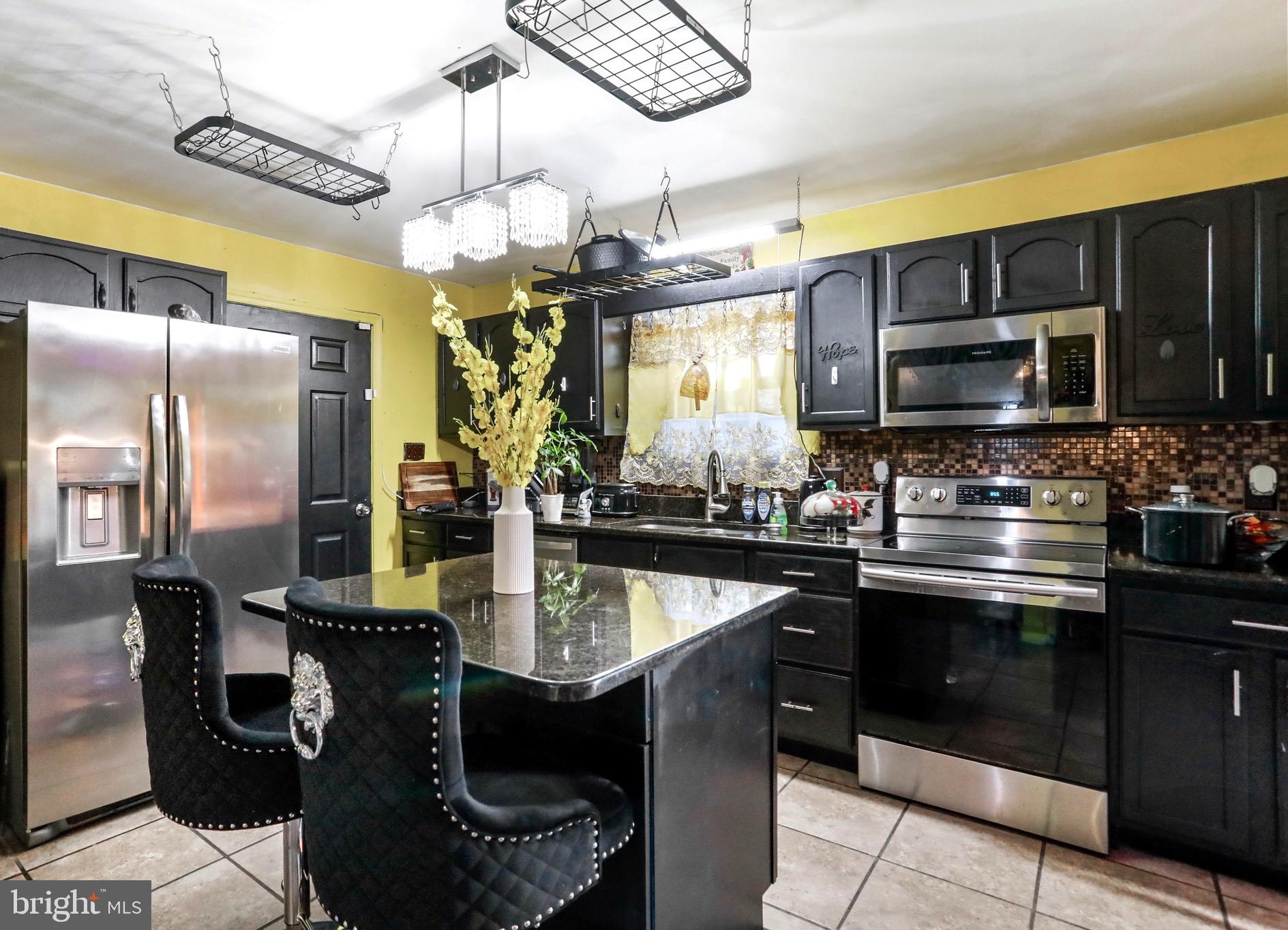 FOUNTAINVIEW - Residential