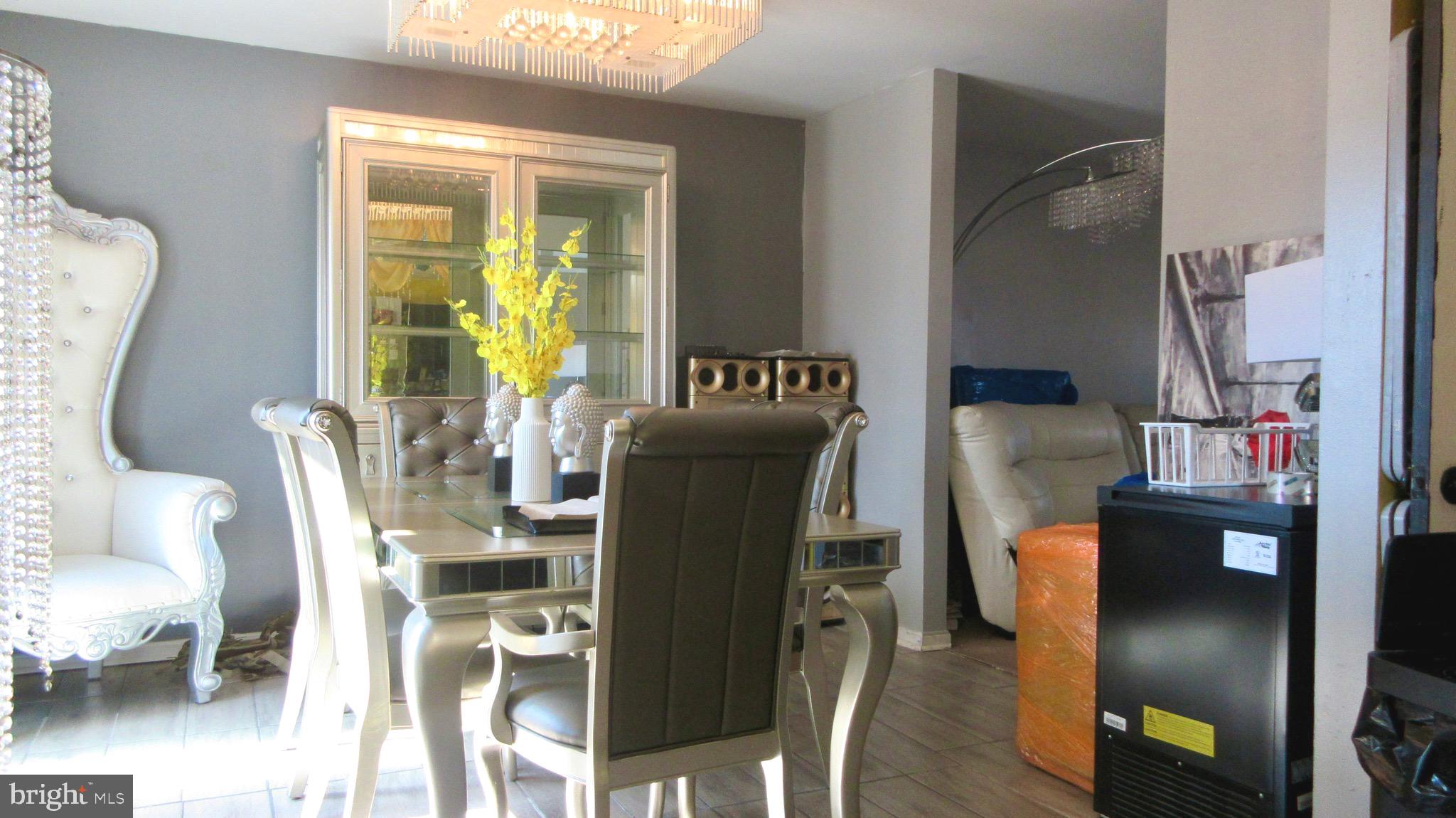 FOUNTAINVIEW - Residential