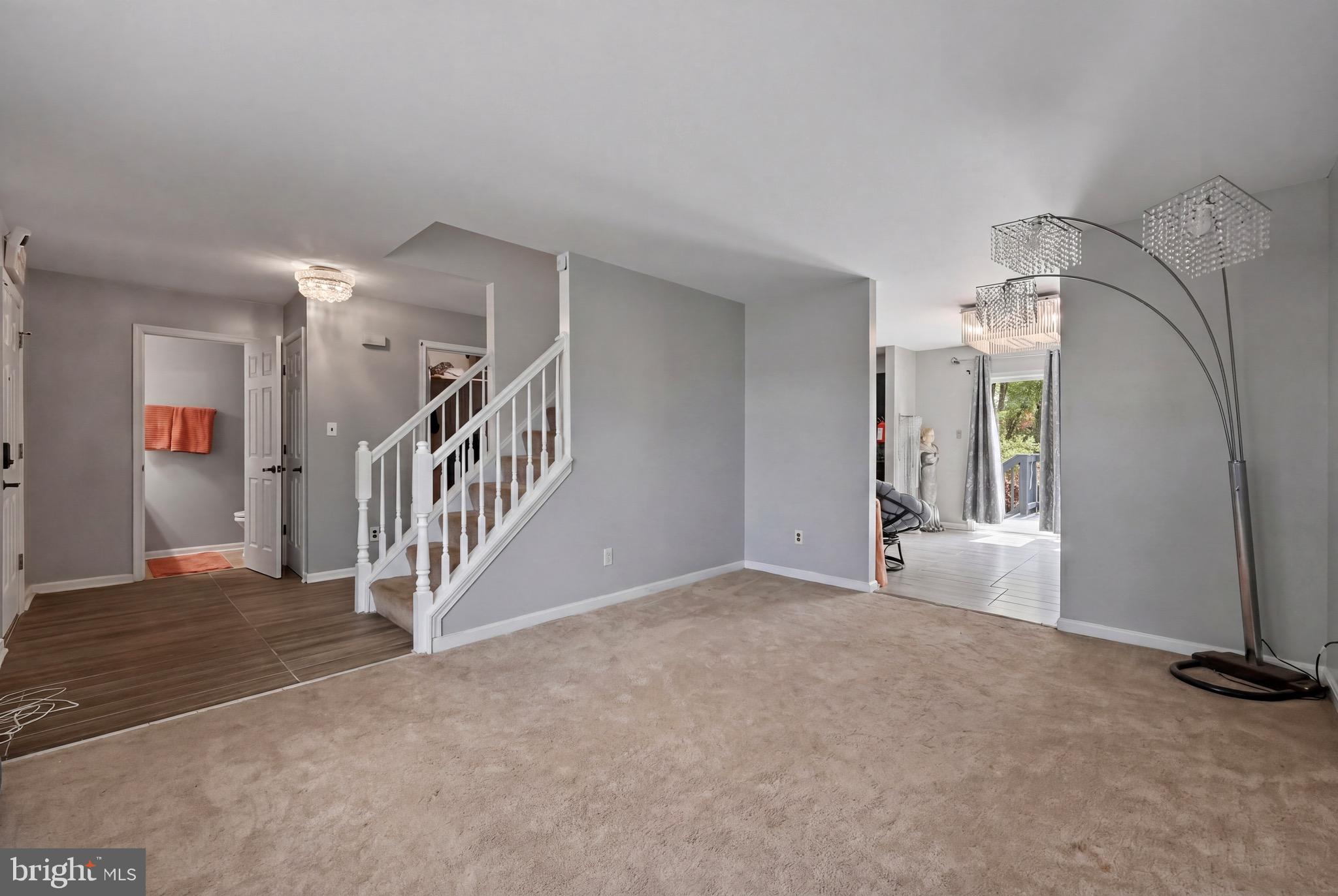 FOUNTAINVIEW - Residential