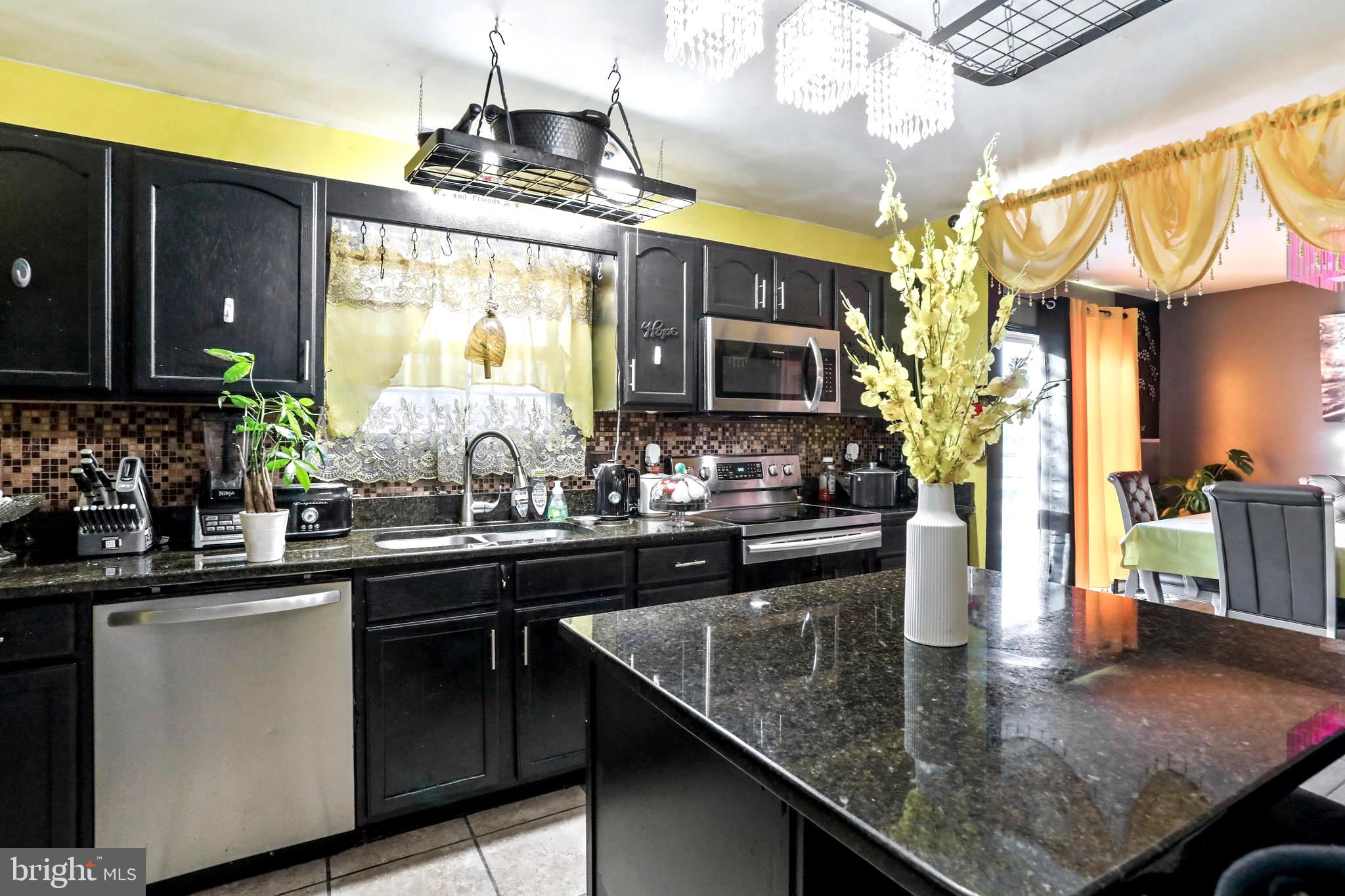 FOUNTAINVIEW - Residential