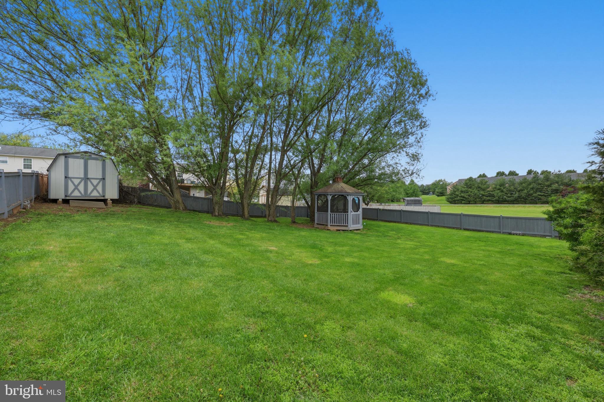 FOUNTAINVIEW - Residential