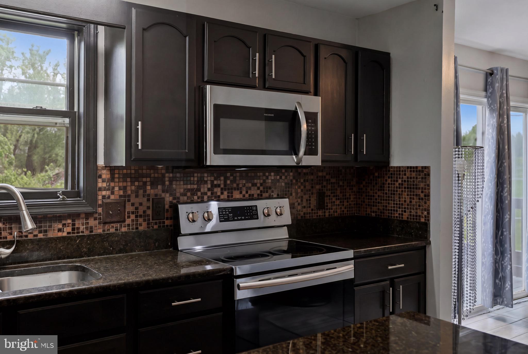 FOUNTAINVIEW - Residential
