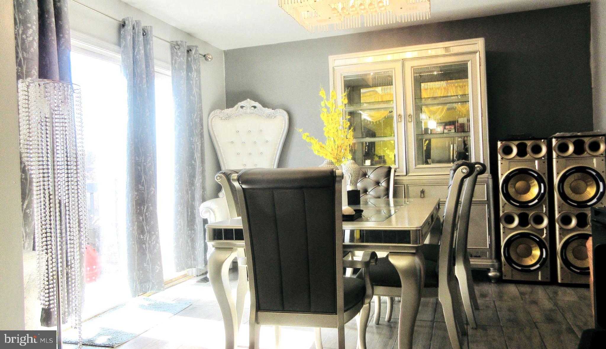 FOUNTAINVIEW - Residential