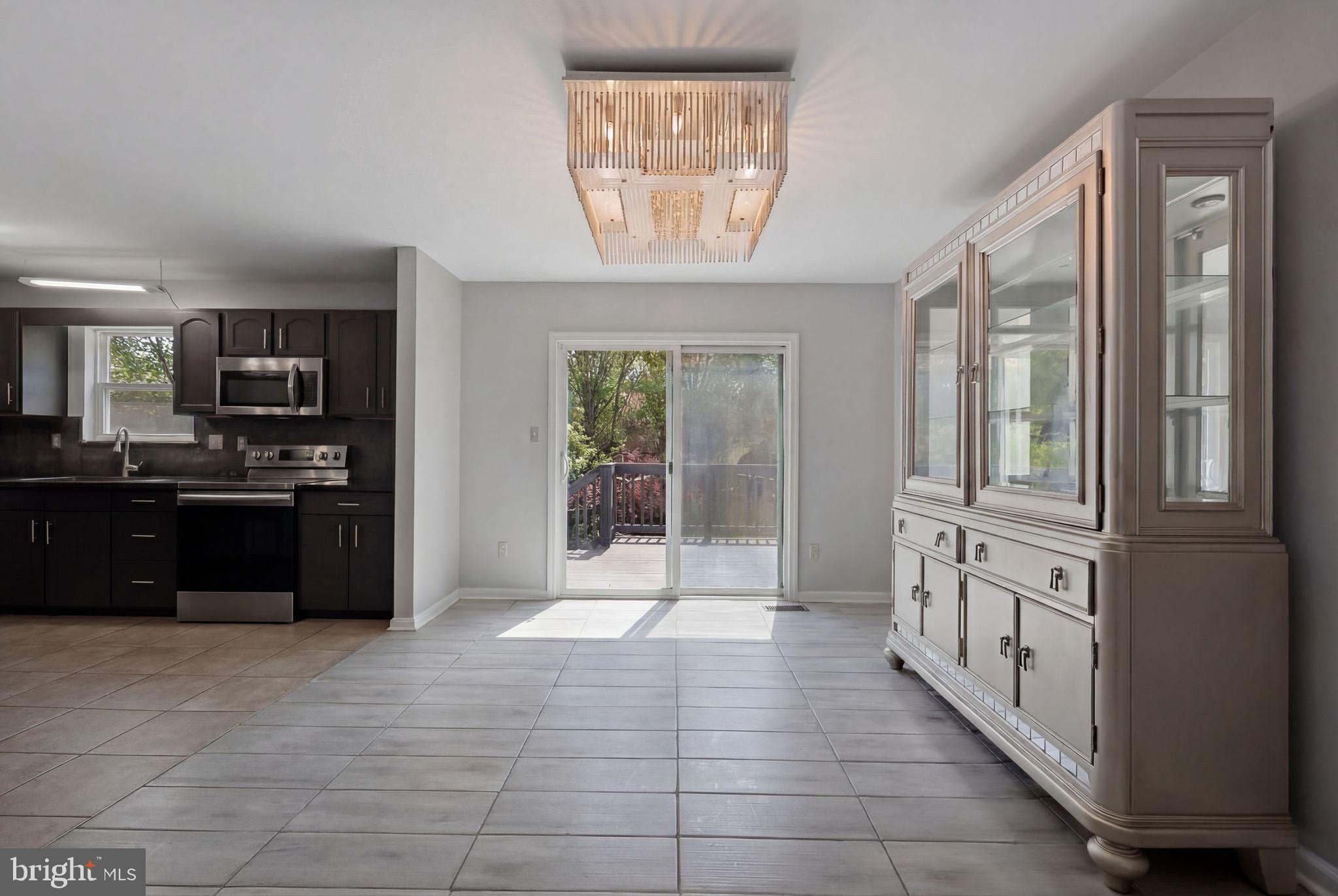 FOUNTAINVIEW - Residential