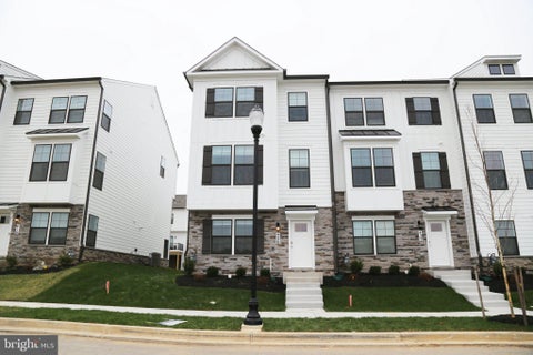 Townhouse For Rent - 420 Herringbone Way<br/> FREDERICK, MD 21701