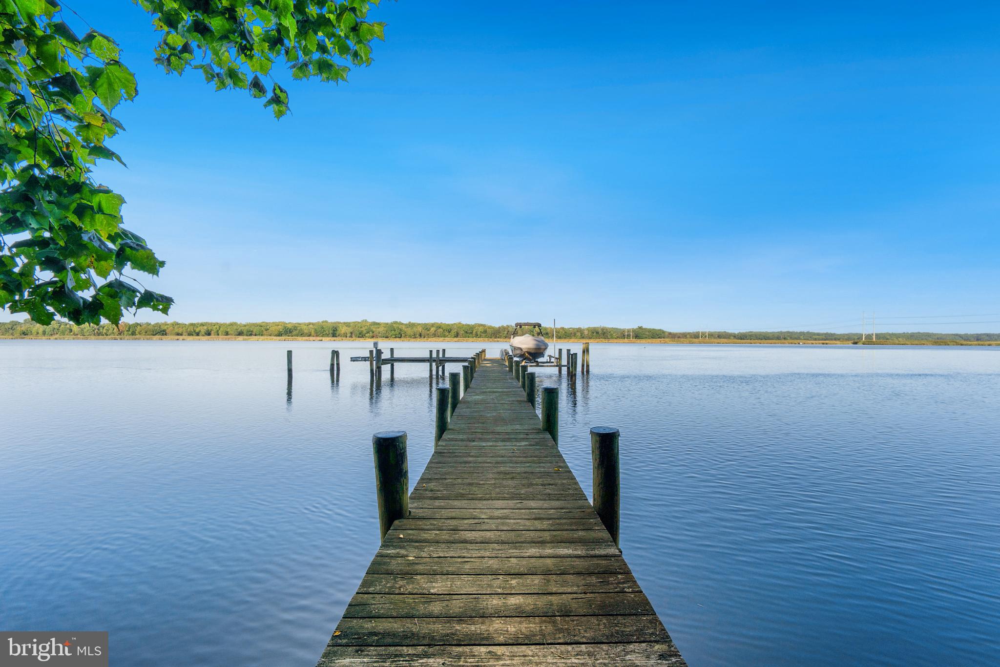 HOLLAND CLIFF SHORES - Residential