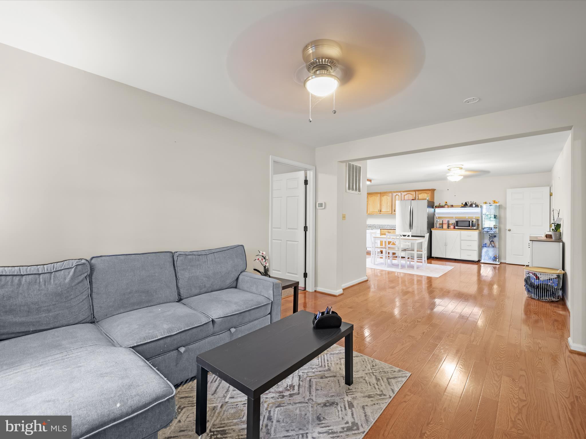 HOLLAND CLIFF SHORES - Residential