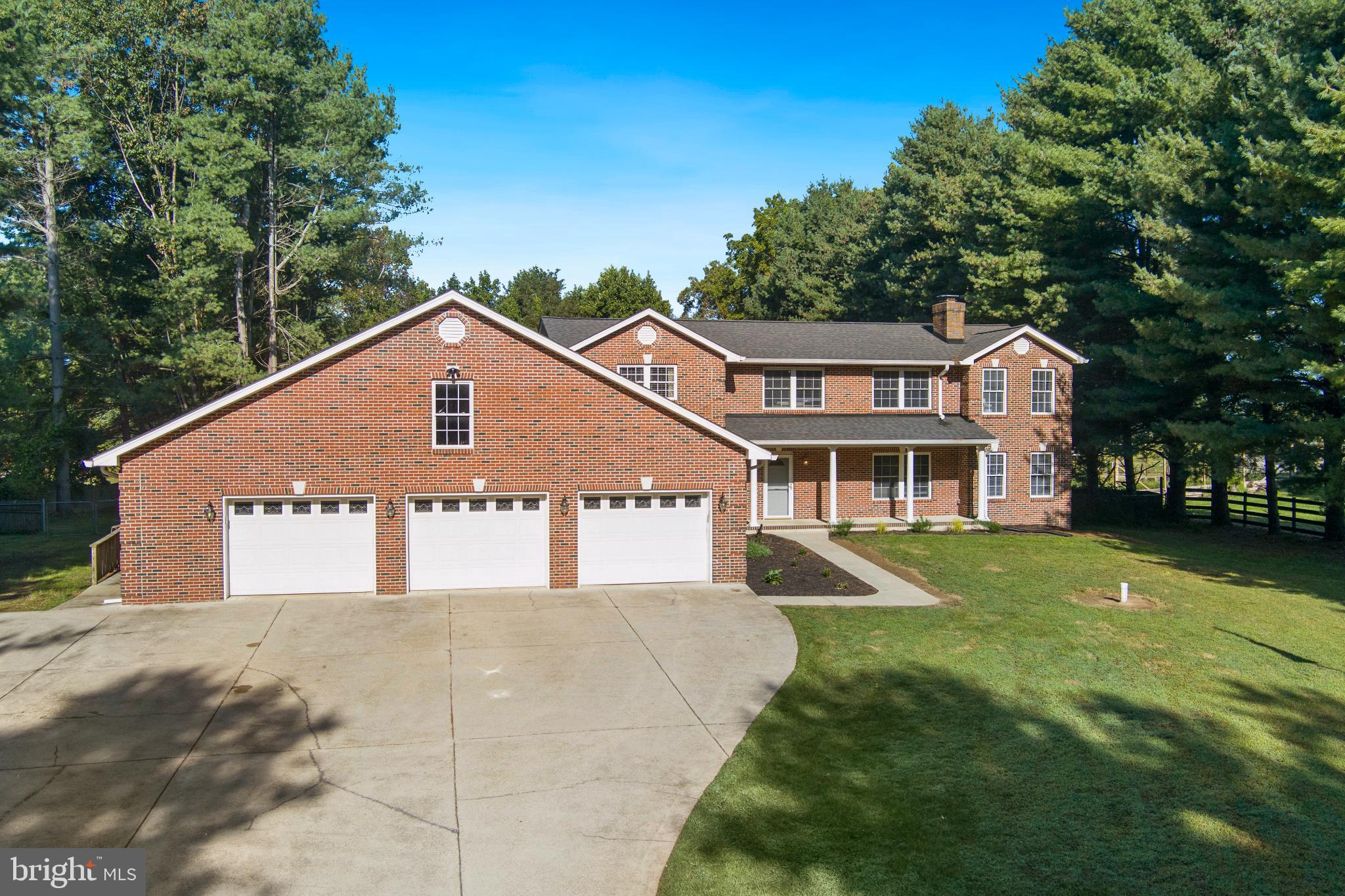 HOLLAND CLIFF SHORES - Residential