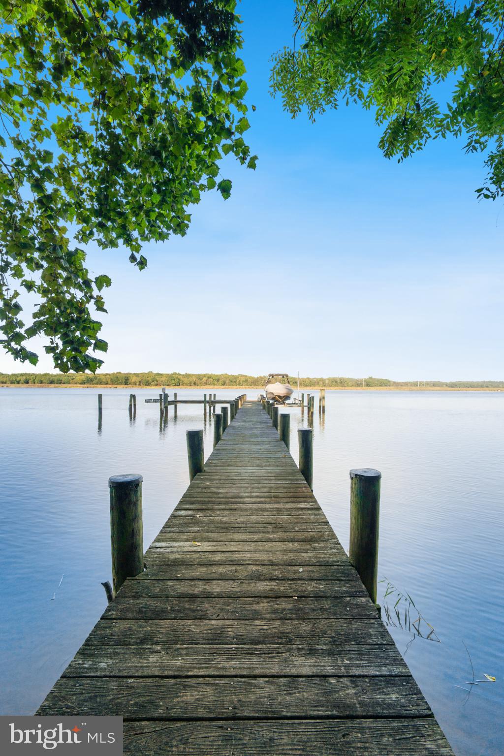 HOLLAND CLIFF SHORES - Residential