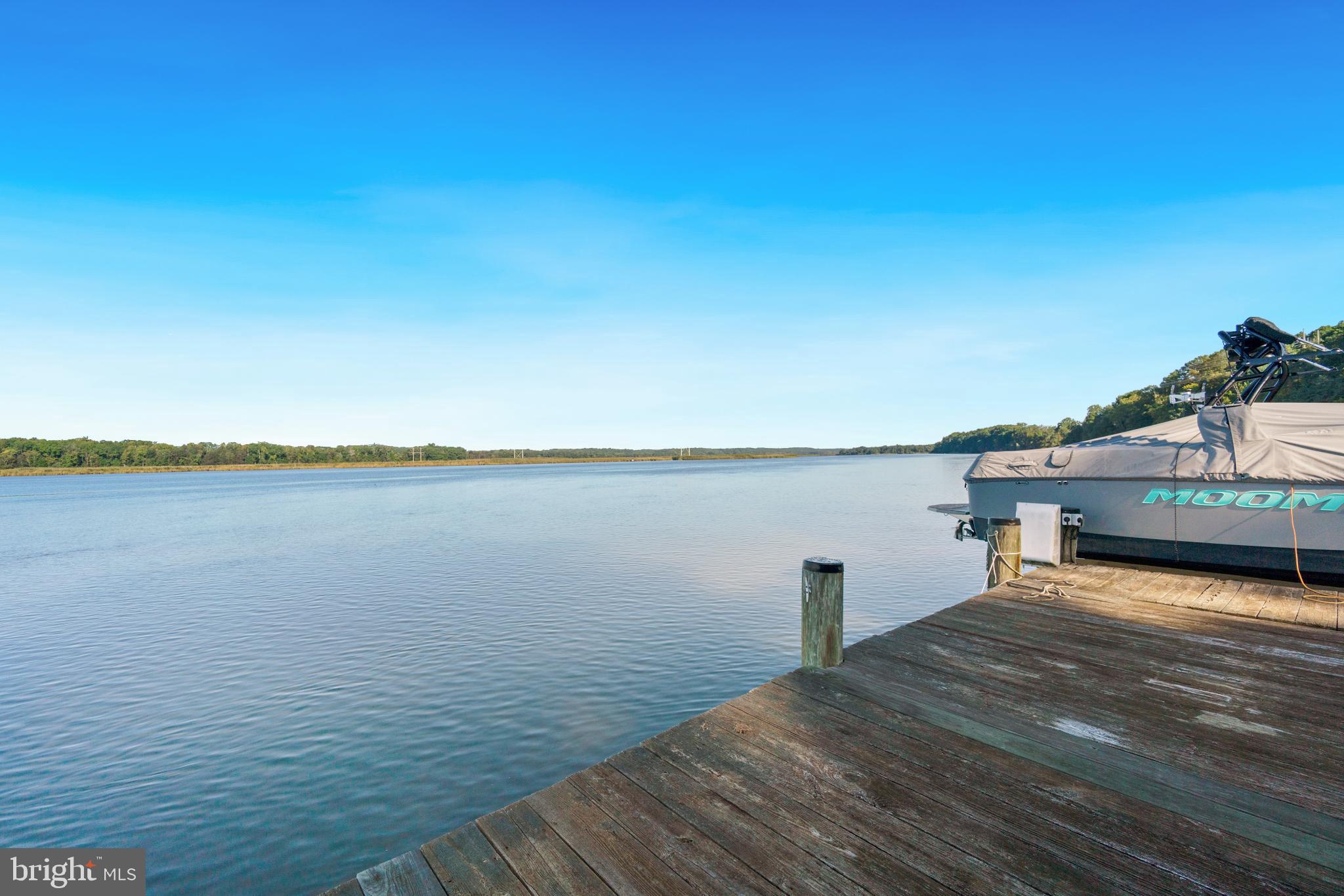 HOLLAND CLIFF SHORES - Residential