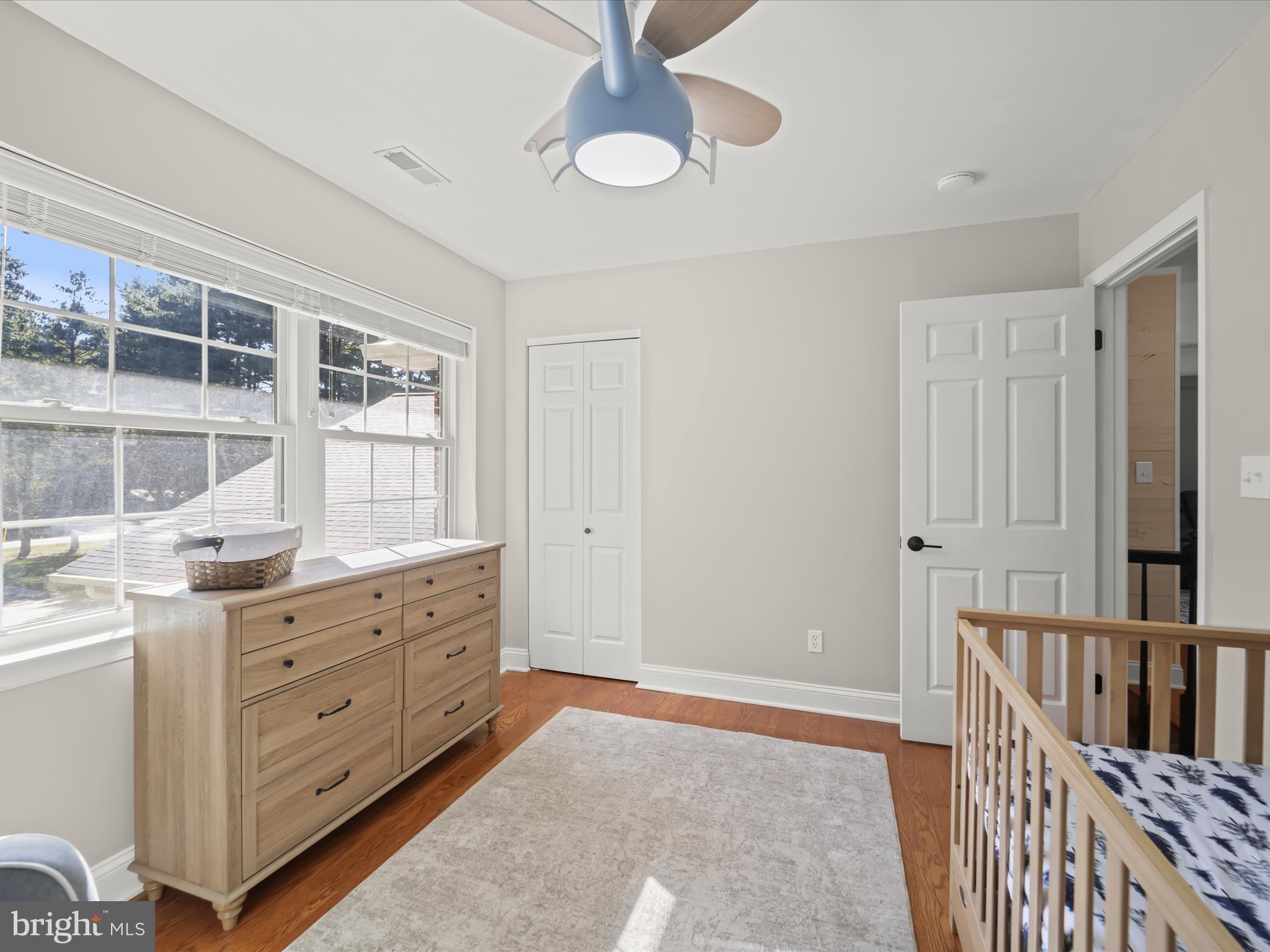 HOLLAND CLIFF SHORES - Residential