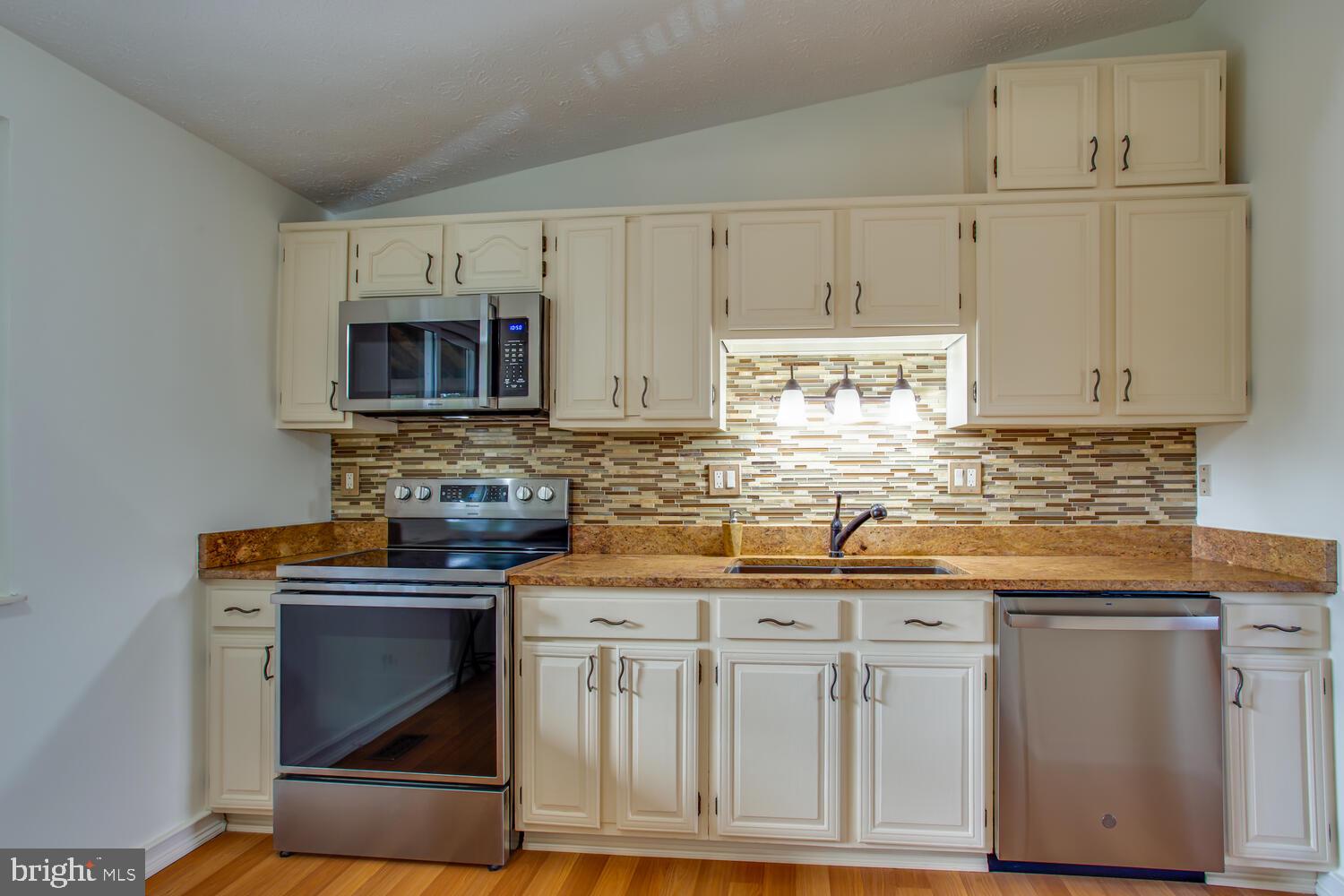 BRIARWOOD - Residential