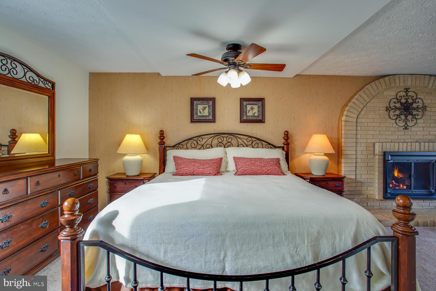 BRIARWOOD - Residential