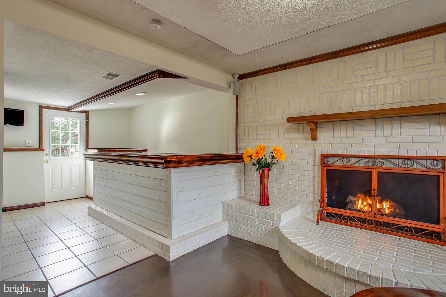 BRIARWOOD - Residential