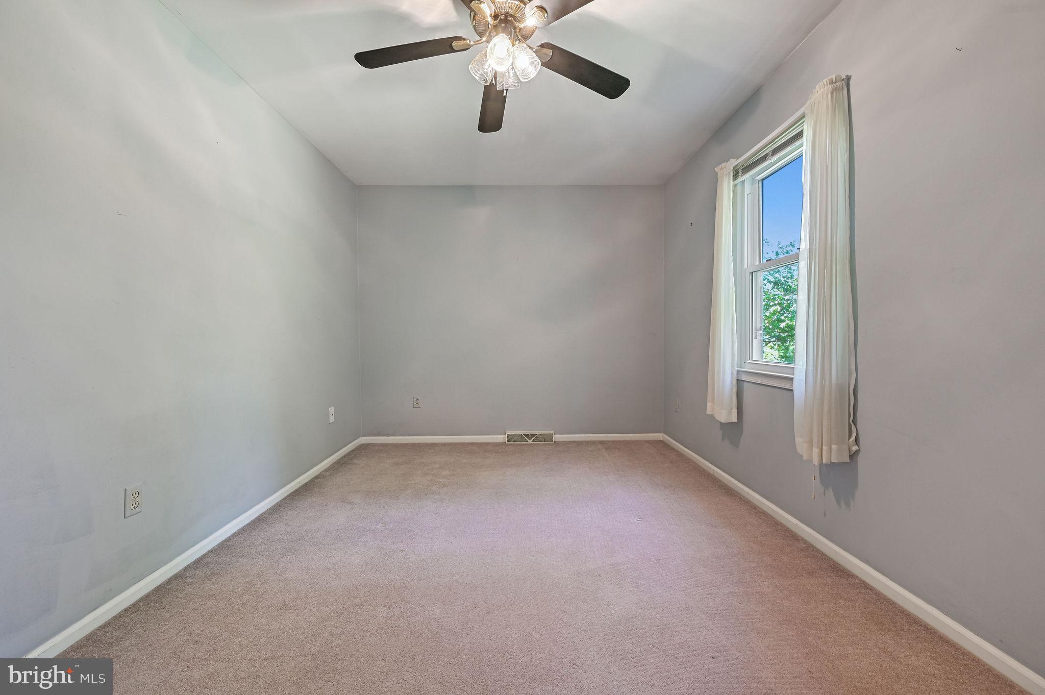 BICENTENNIAL VIL - Residential