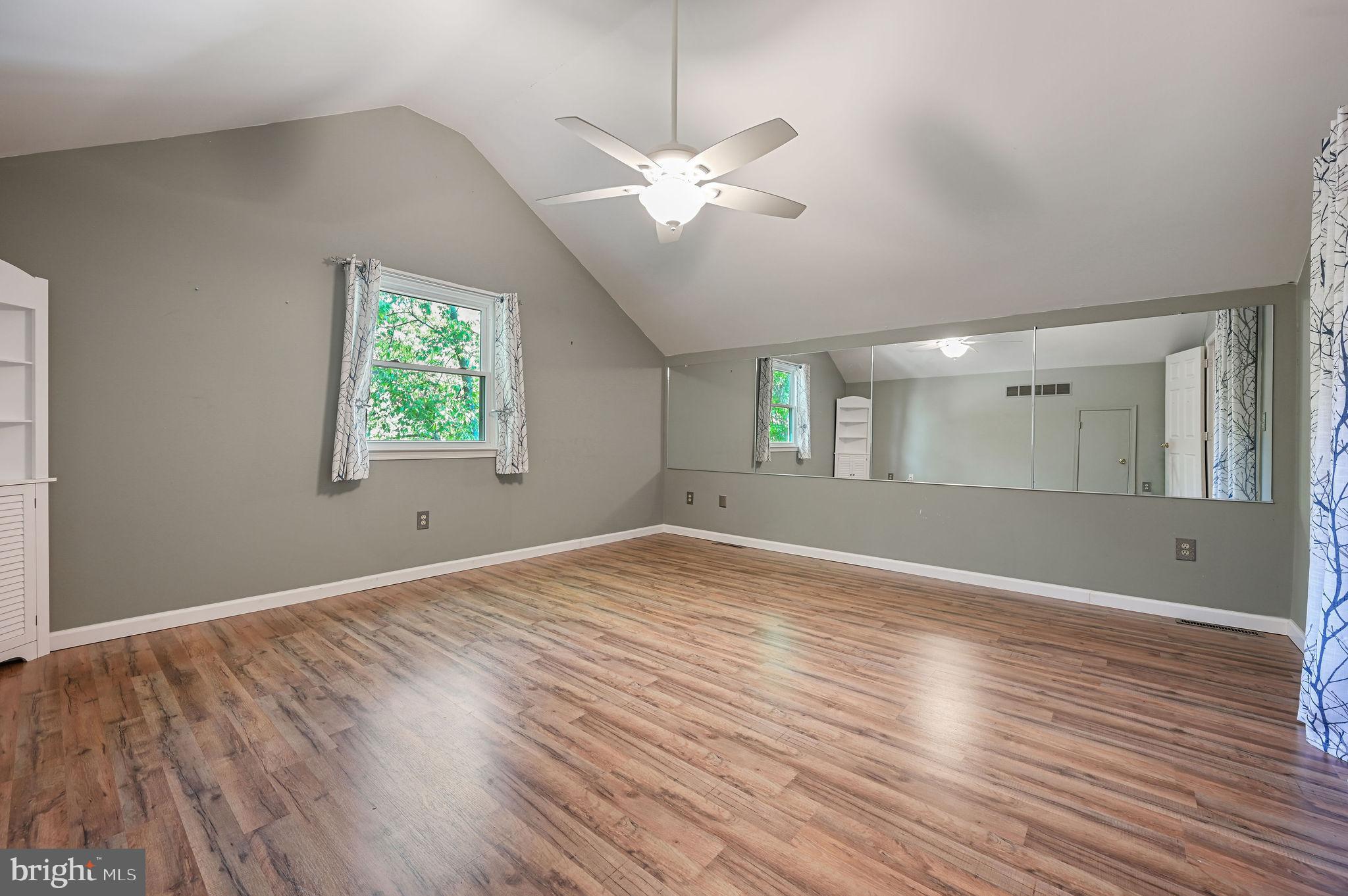 BICENTENNIAL VIL - Residential