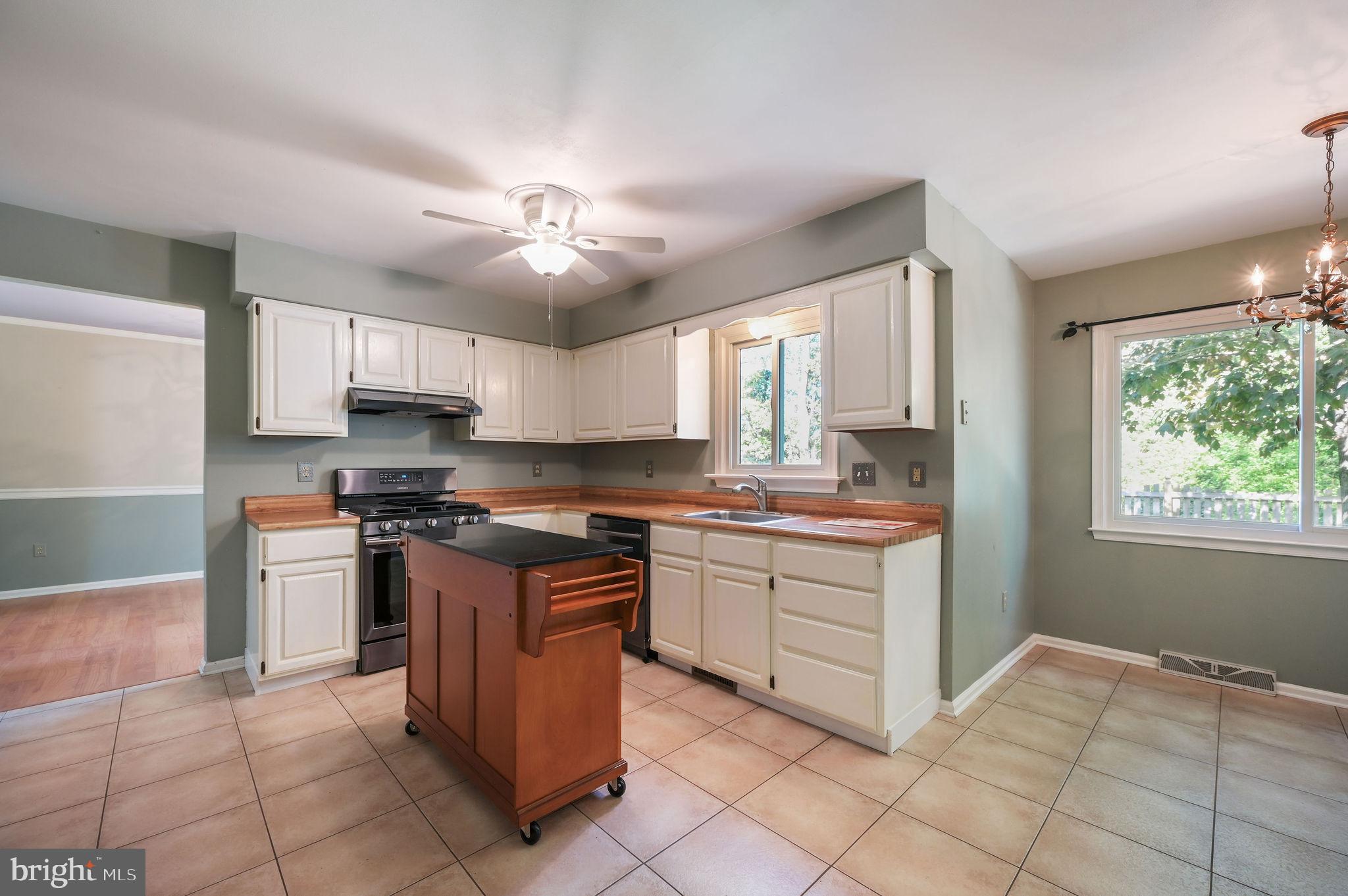 BICENTENNIAL VIL - Residential