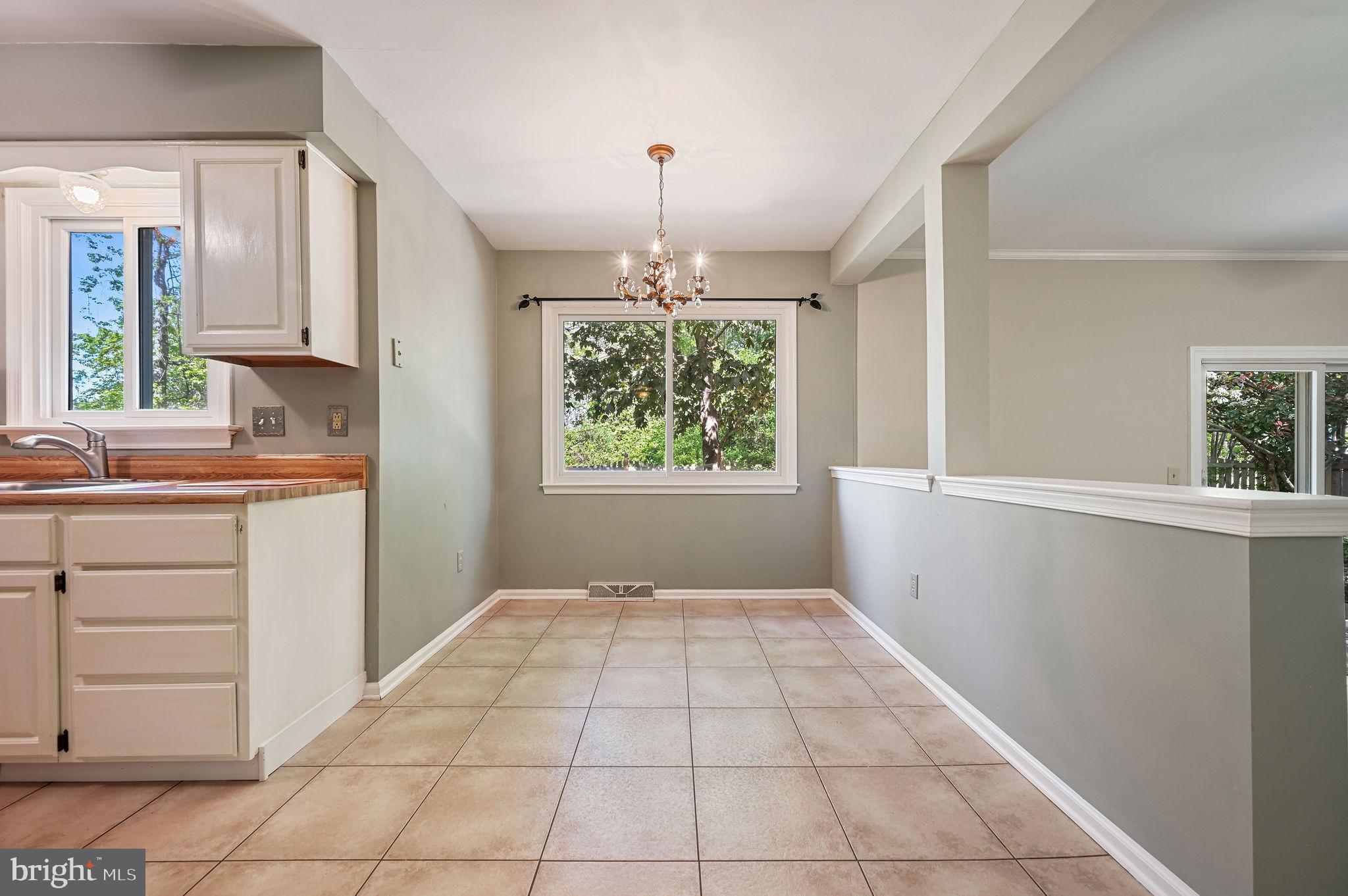 BICENTENNIAL VIL - Residential