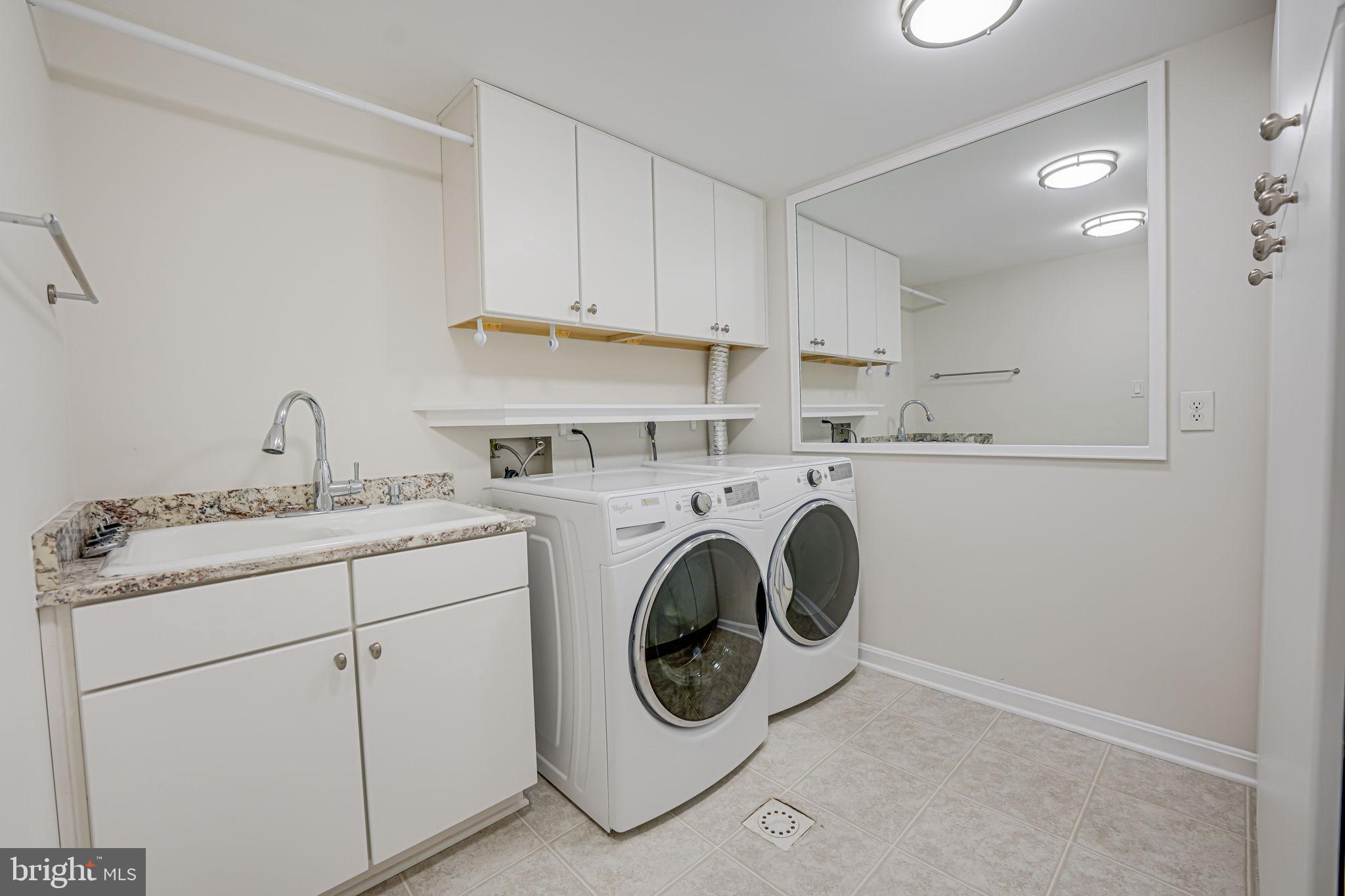 MADISON OF MCLEAN - Residential