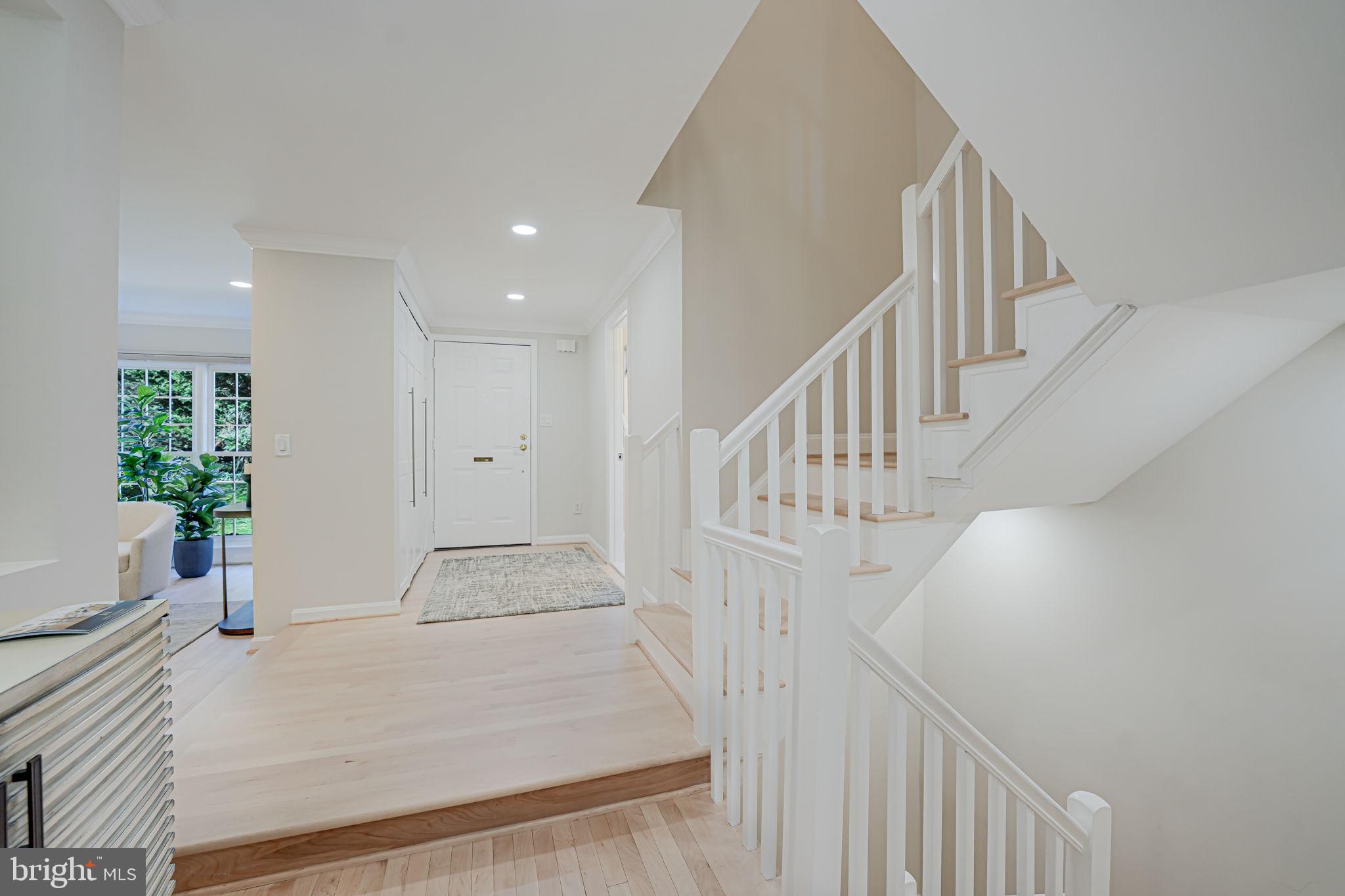 MADISON OF MCLEAN - Residential