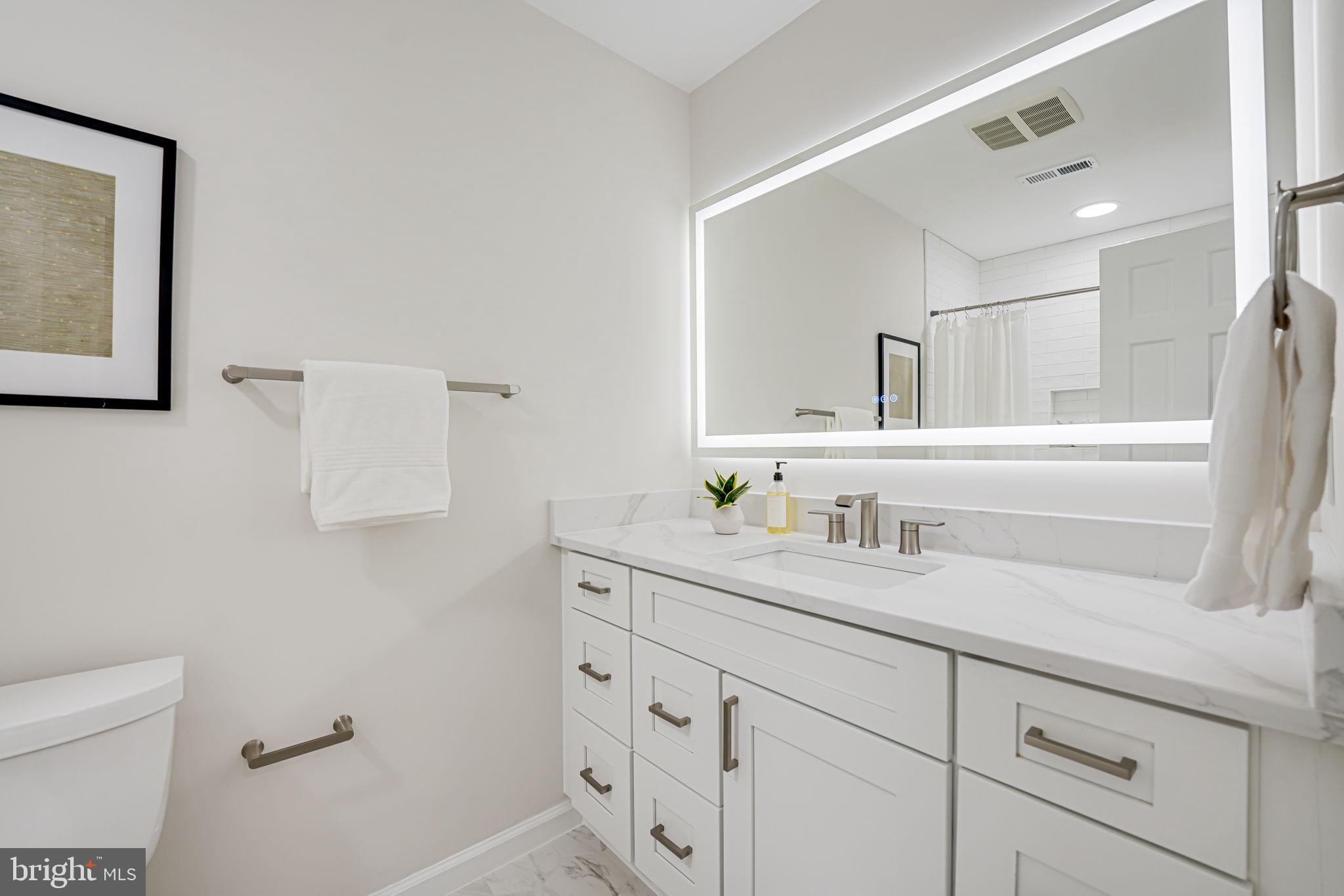 MADISON OF MCLEAN - Residential