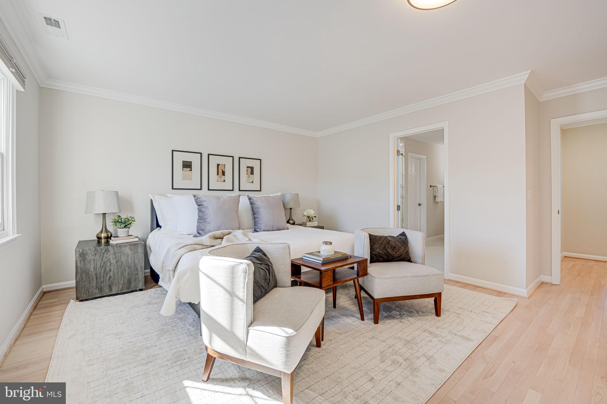 MADISON OF MCLEAN - Residential