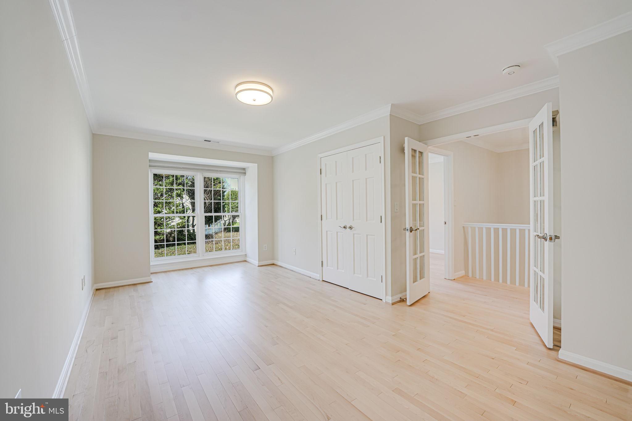 MADISON OF MCLEAN - Residential