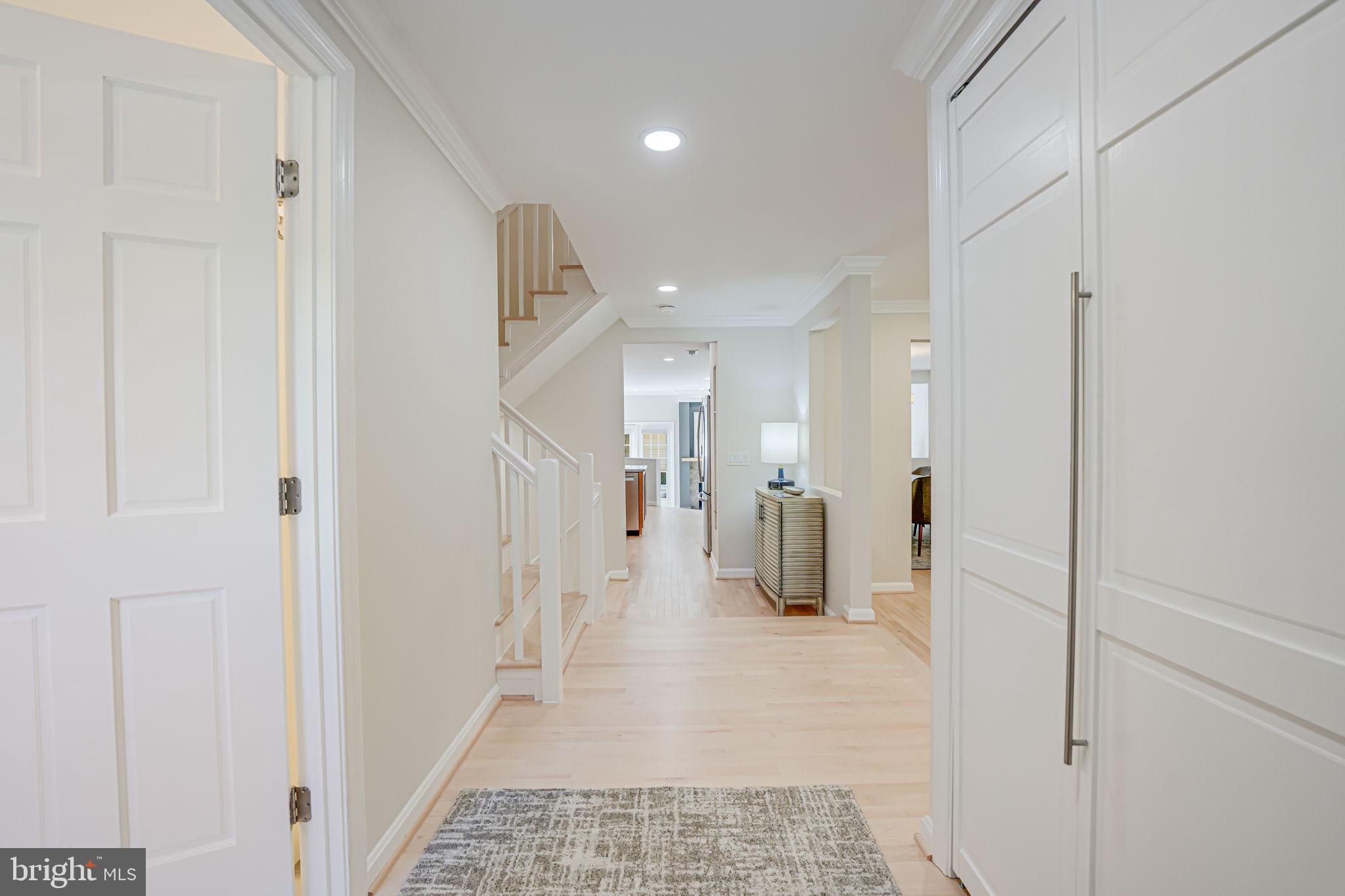 MADISON OF MCLEAN - Residential