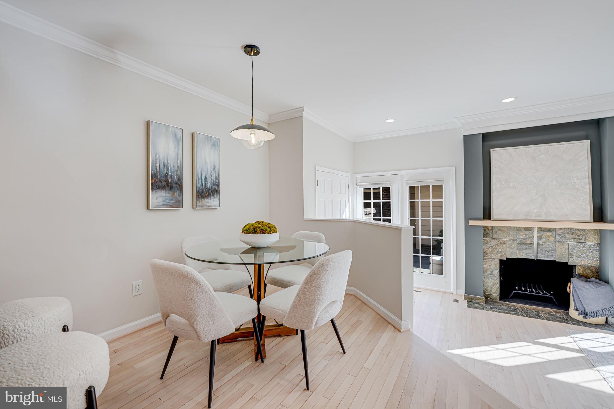 MADISON OF MCLEAN - Residential