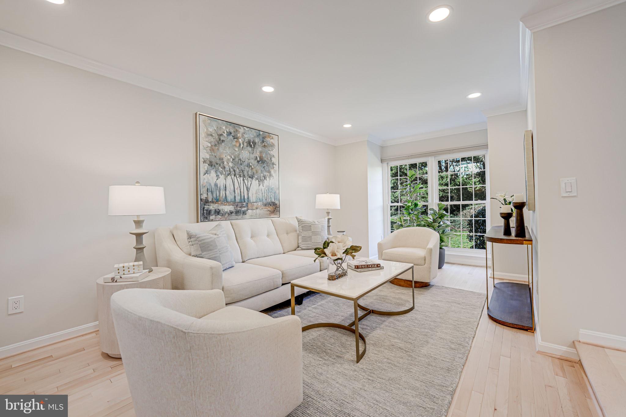 MADISON OF MCLEAN - Residential