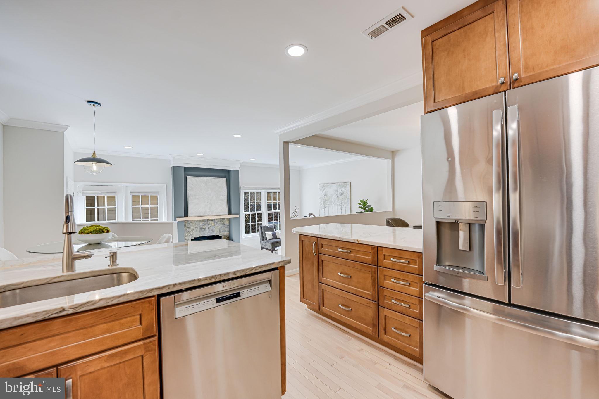 MADISON OF MCLEAN - Residential